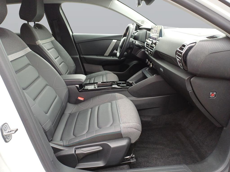 Citroen C4 PureTech 130 S&S EAT8 Shine — photo 11