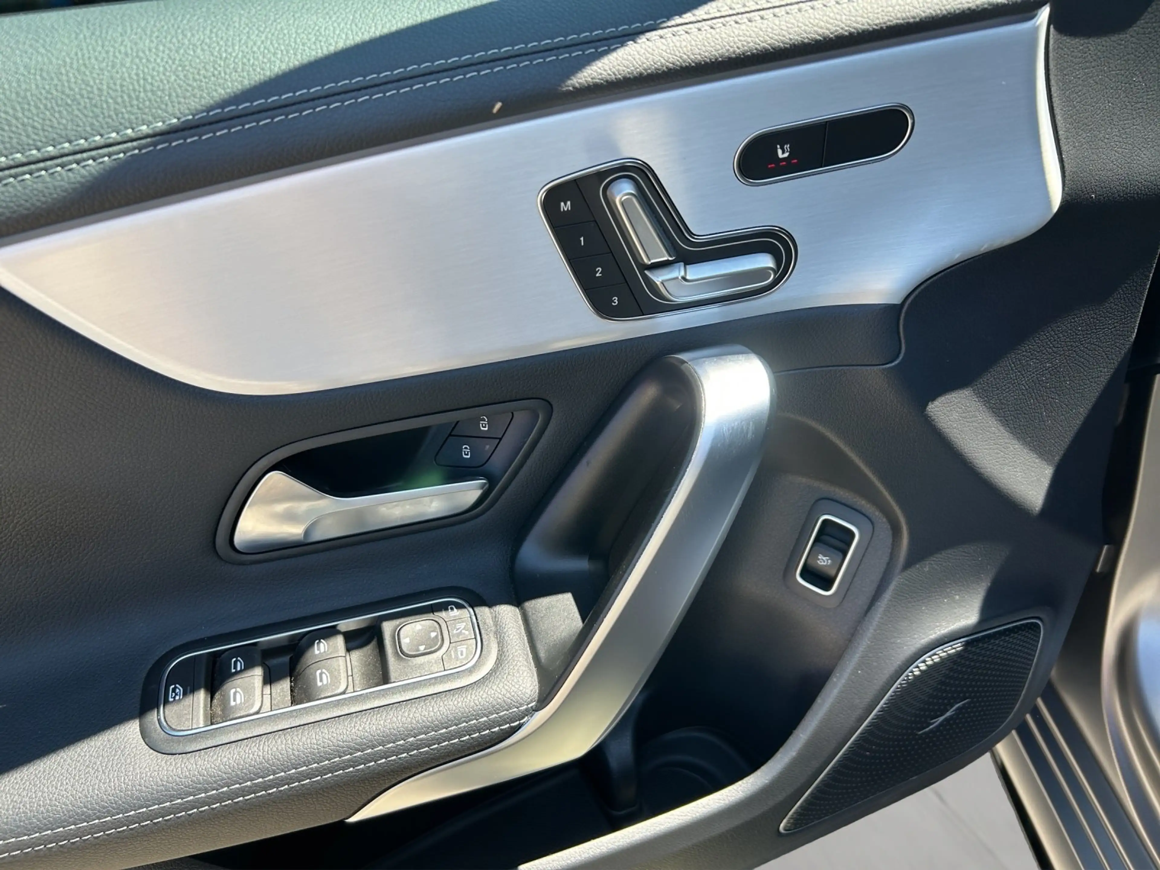 Mercedes-Benz A 35 AMG Limo DISTRO Perf.Sitze AERO Premi MAGNO — photo 12