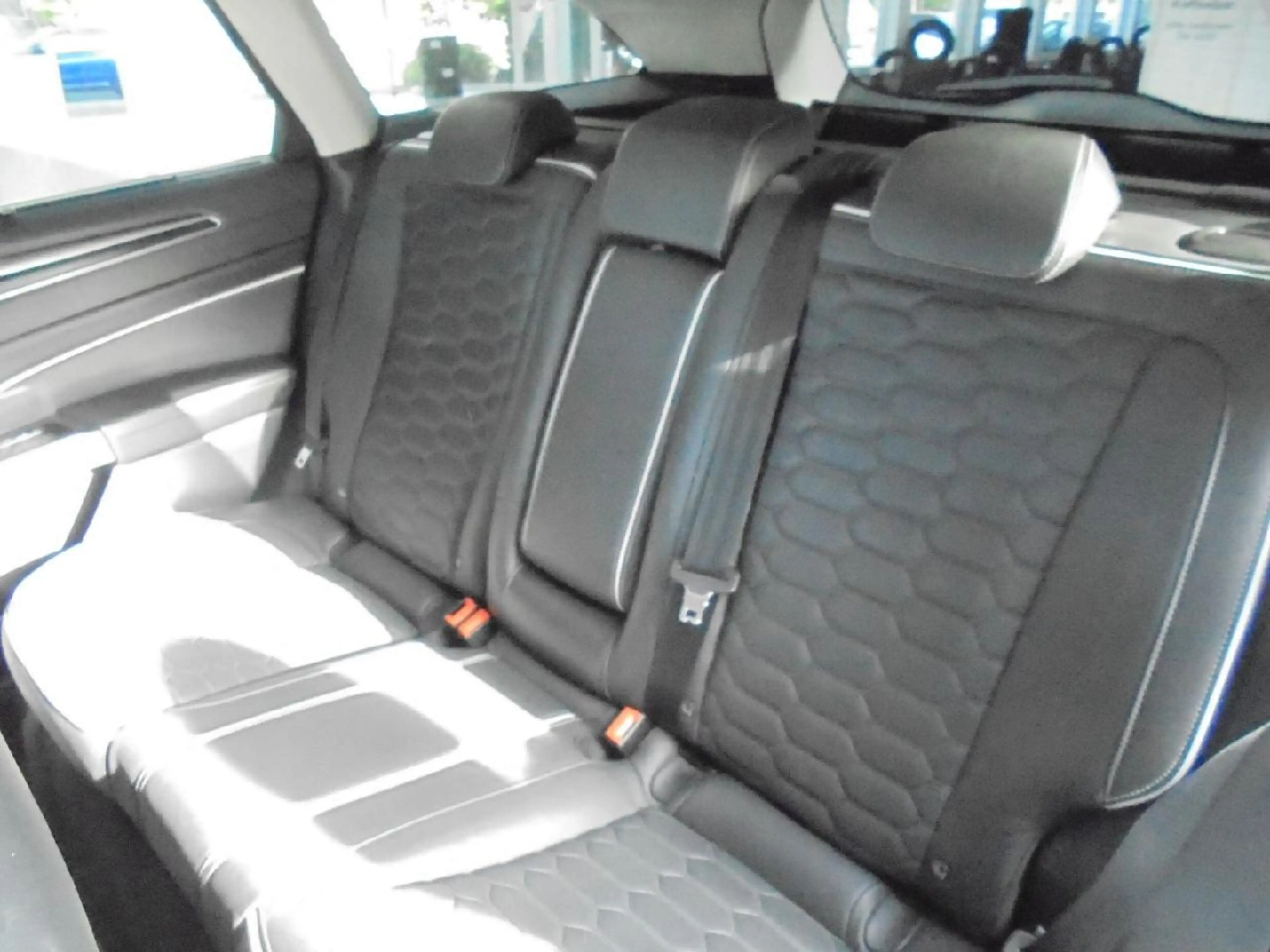Ford Mondeo Vignale AWD — photo 7