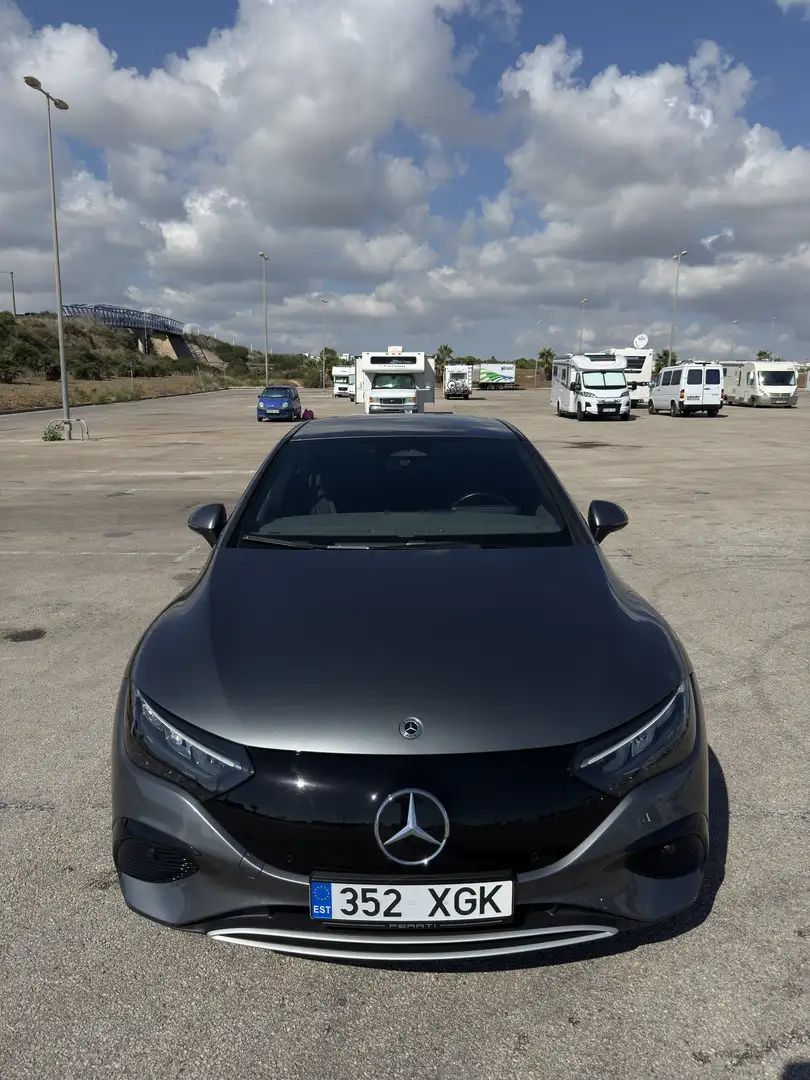 Mercedes-Benz EQE 300 Gris - 1