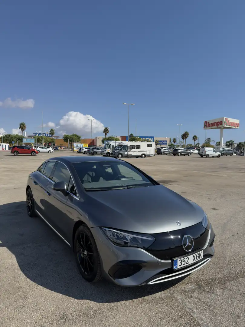 Mercedes-Benz EQE 300 Gris - 2