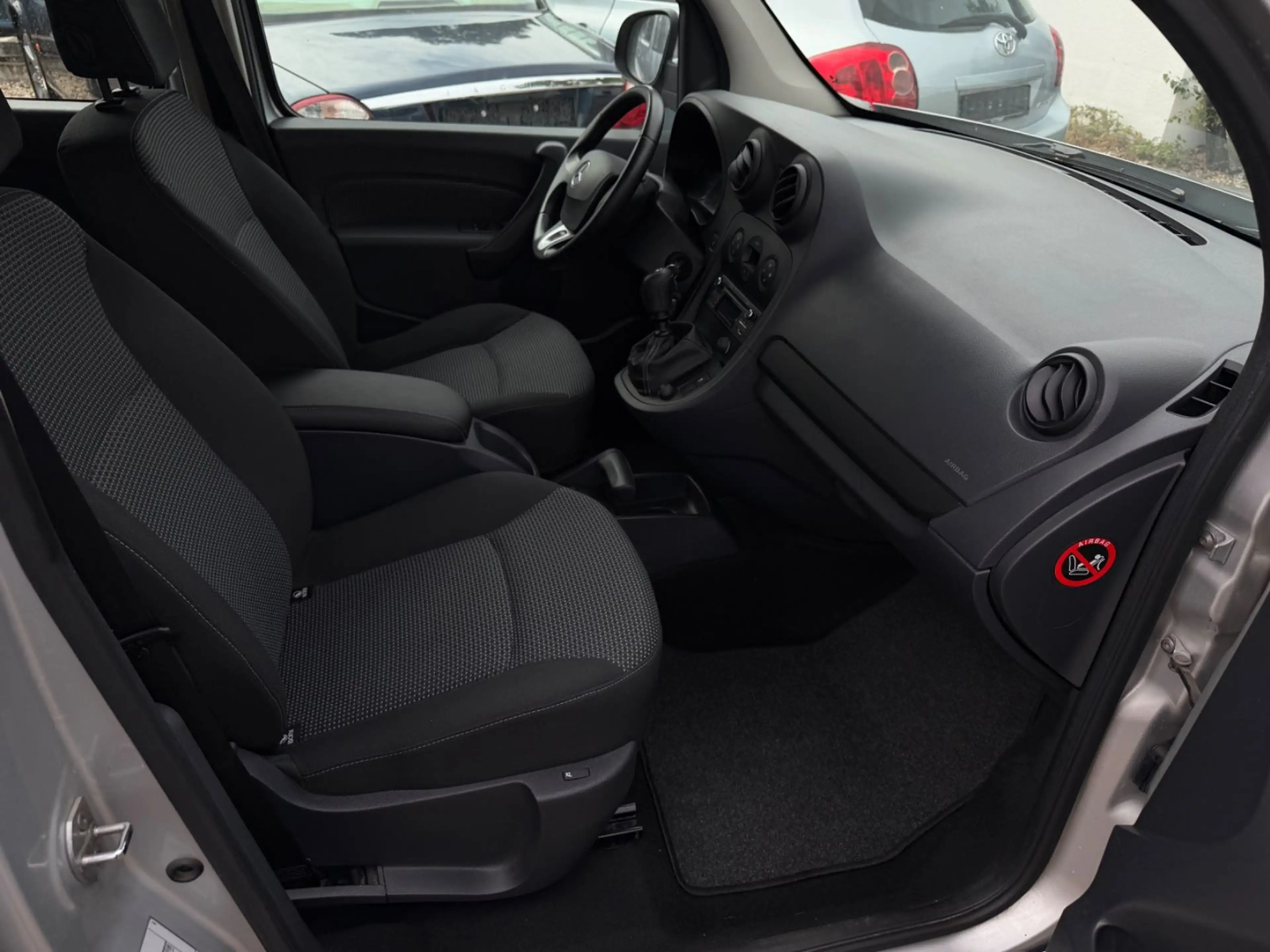 Mercedes-Benz Citan Kombi 111 CDI extralang, 7 Sitze, AHK — photo 7