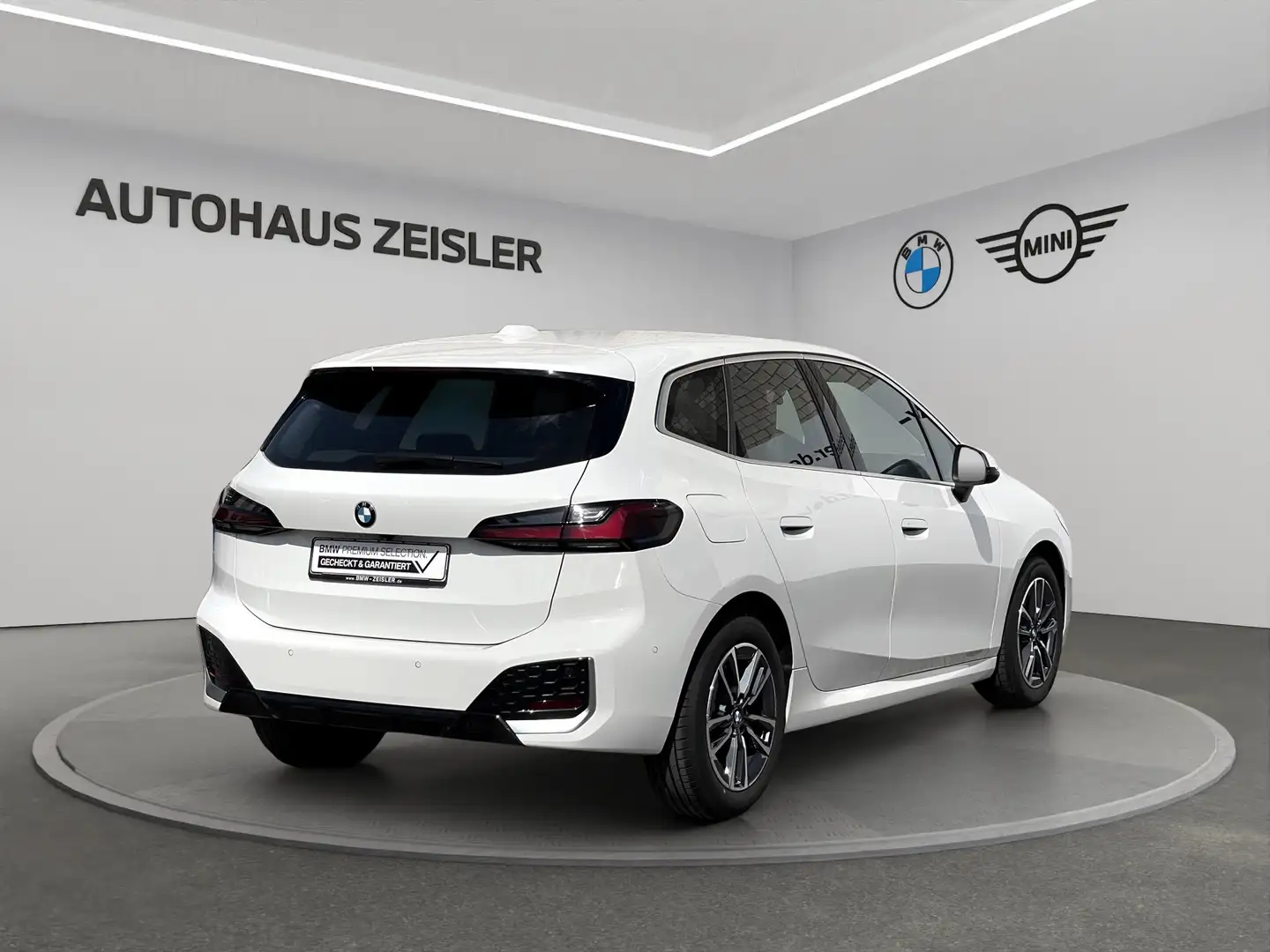 BMW 218 i Active Tourer M SPORTPAKET UPE 45.060,-- Weiß - 2