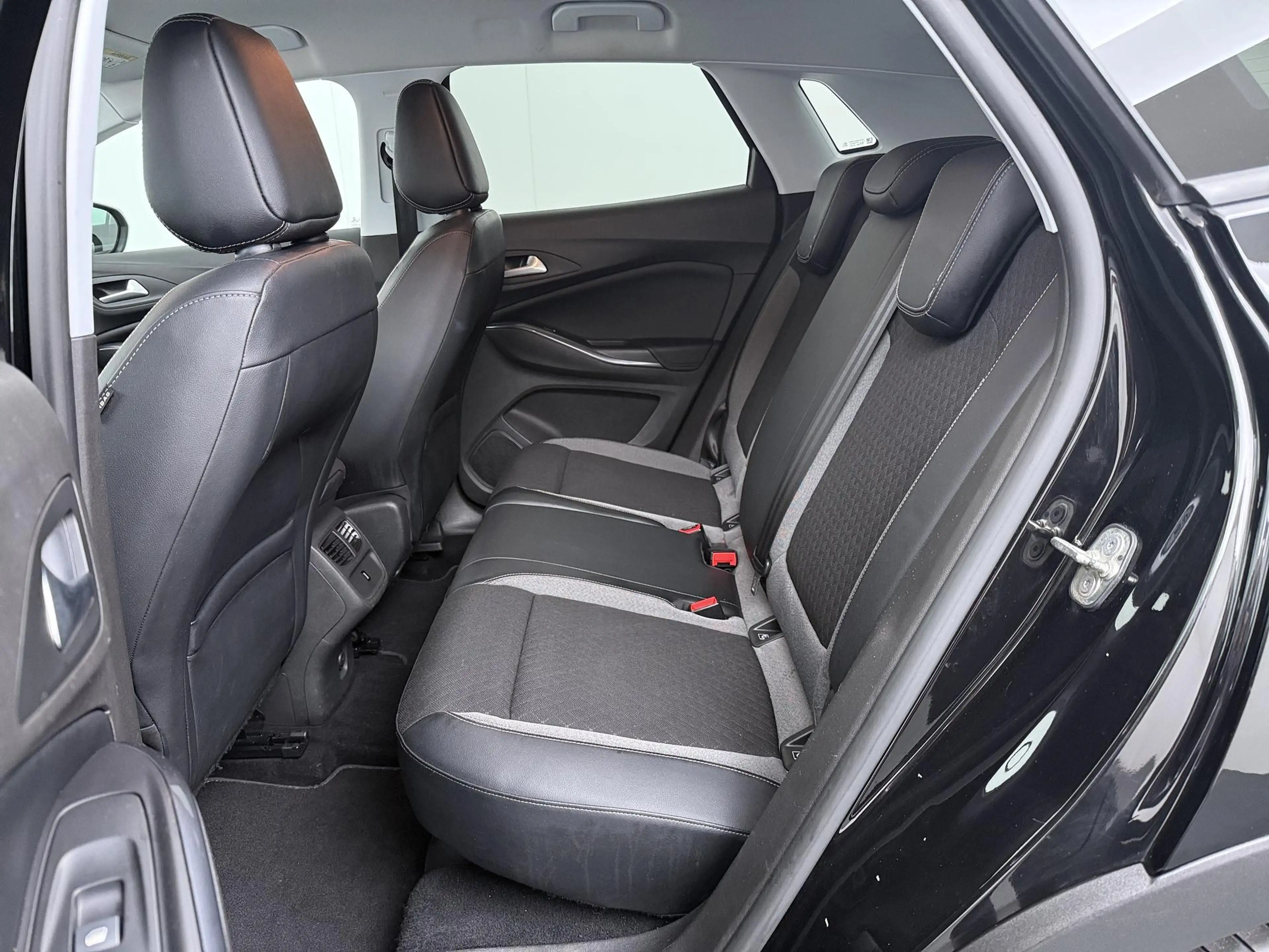 Opel Grandland X 1.2 Turbo Business + - Navigatie - Climate Control — photo 10