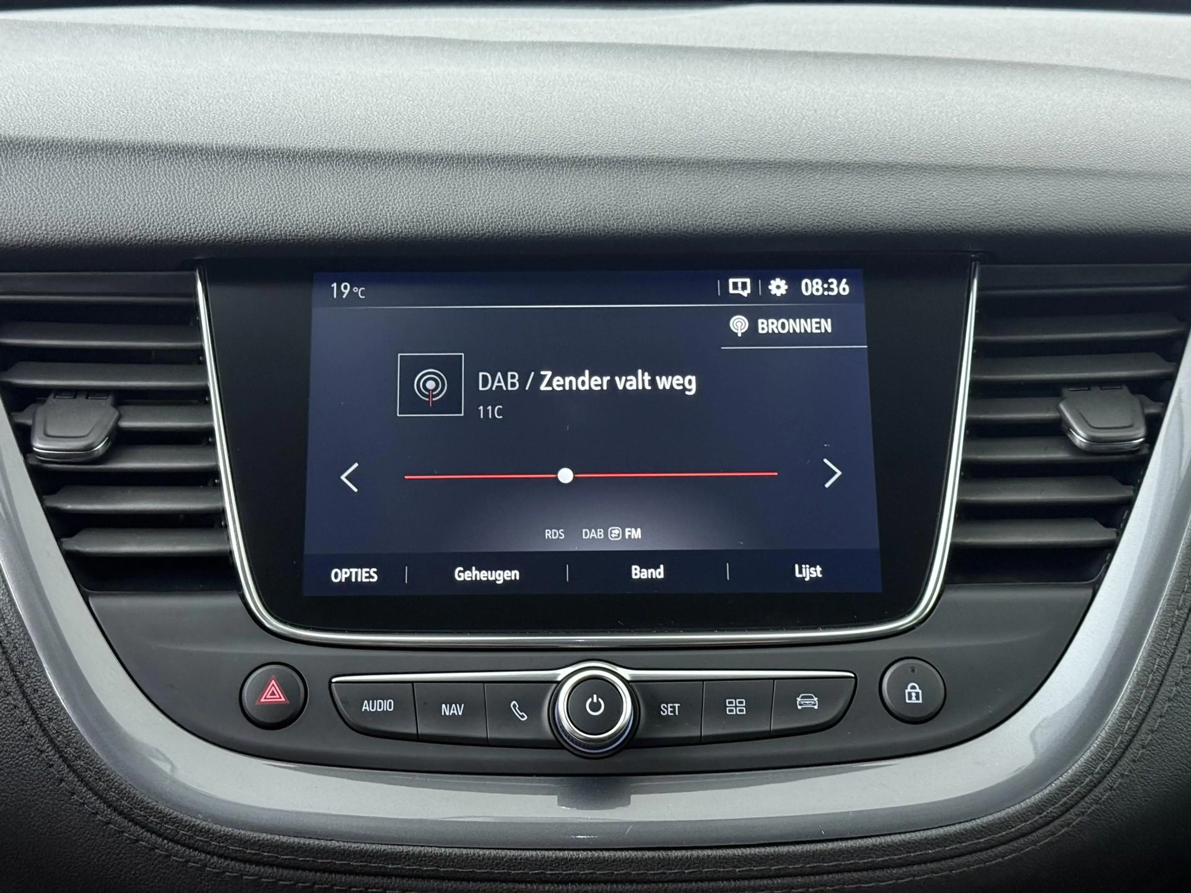 Opel Grandland X 1.2 Turbo Business + - Navigatie - Climate Control — photo 18