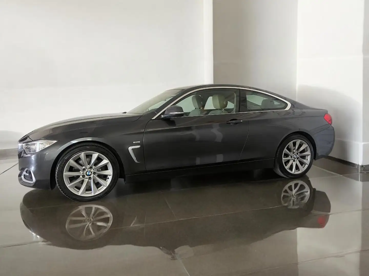 BMW 420 d Coupé Modern **AUTOMATICA Gris - 1