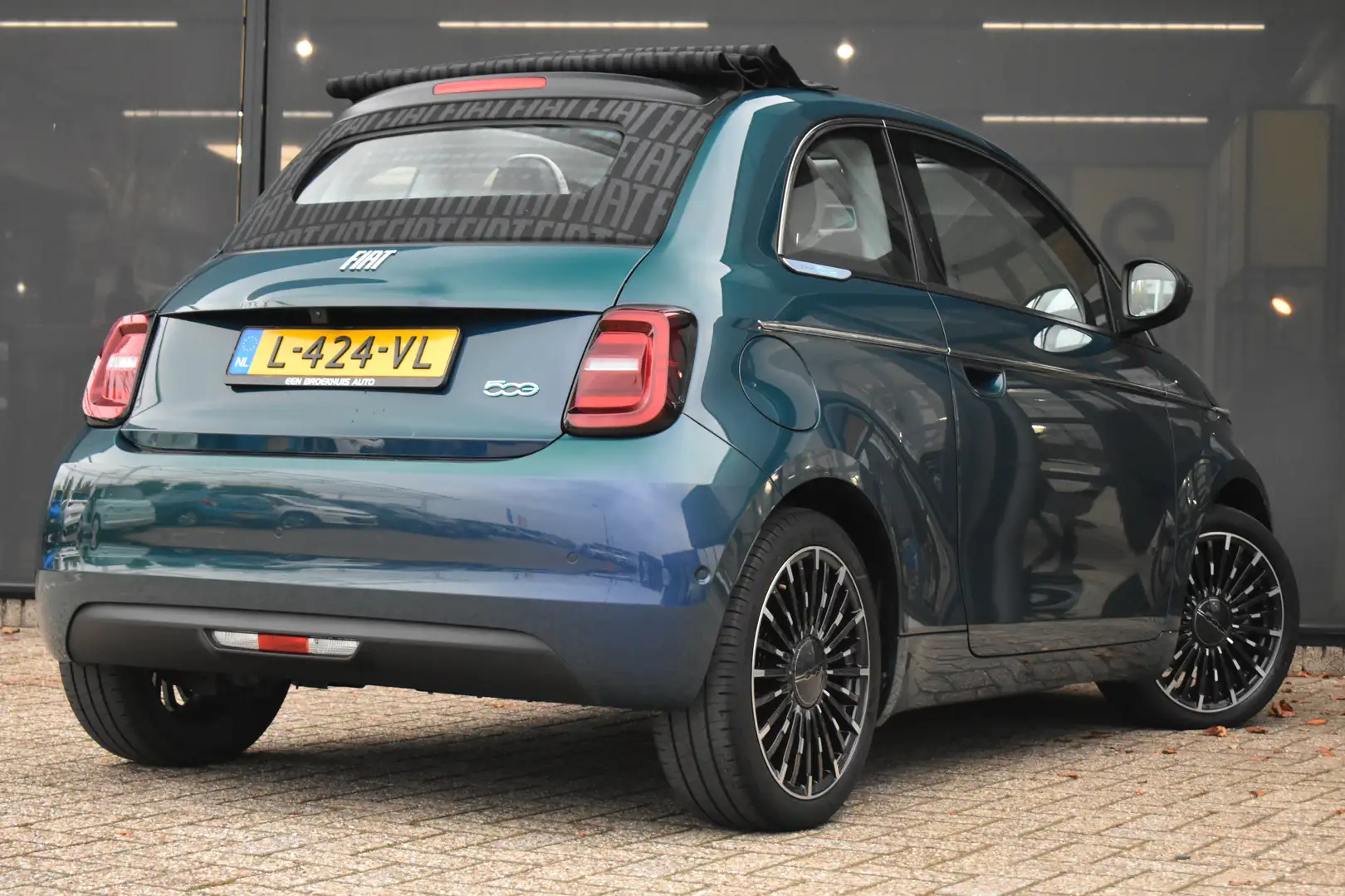 Fiat 500C La Prima 42 kWh 3 Fase | Leder | Stoelverwarming | Groen - 2