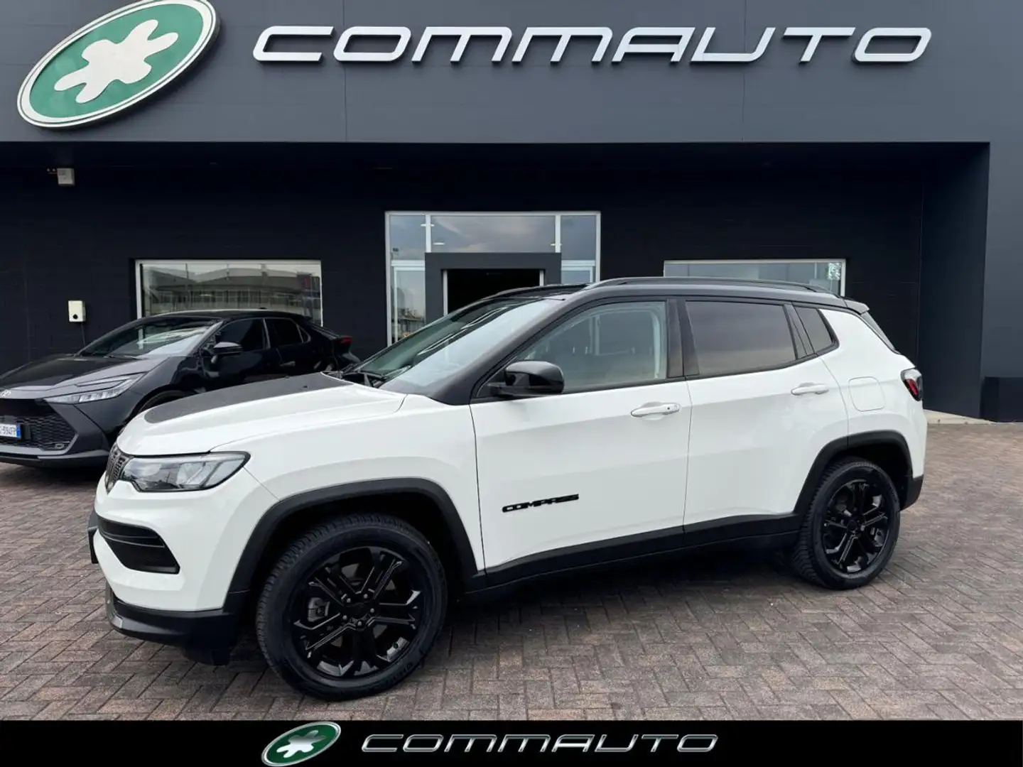 Jeep Compass 1.3 Turbo T4 240 CV PHEV AT6 4xe Upland Bianco - 1