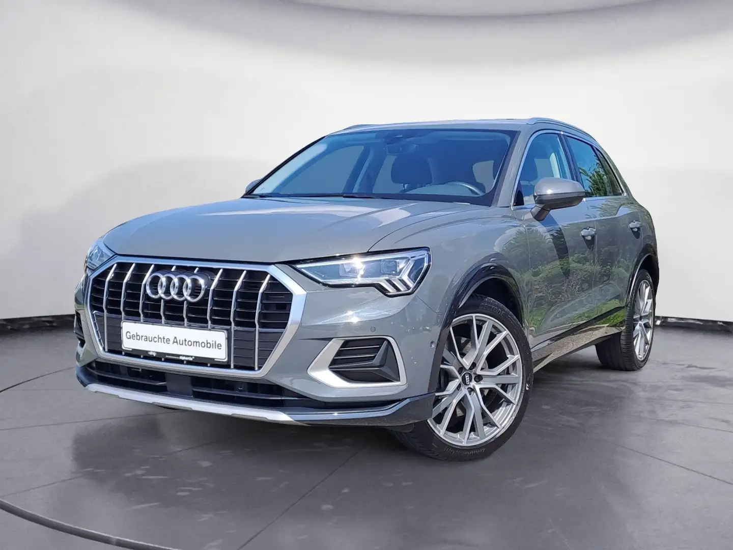 Audi Q3 45 TFSI quattro S tronic advanced Navi ACC Grau - 2