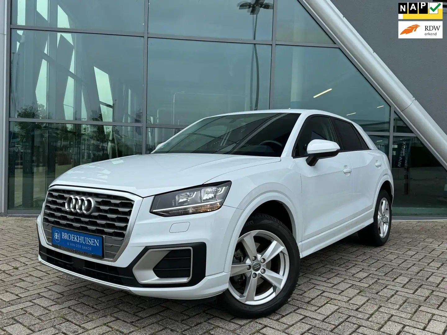 Audi Q2 35 TFSI Pro Line 150pk Automaat / Stoelverwaming / Alb - 1