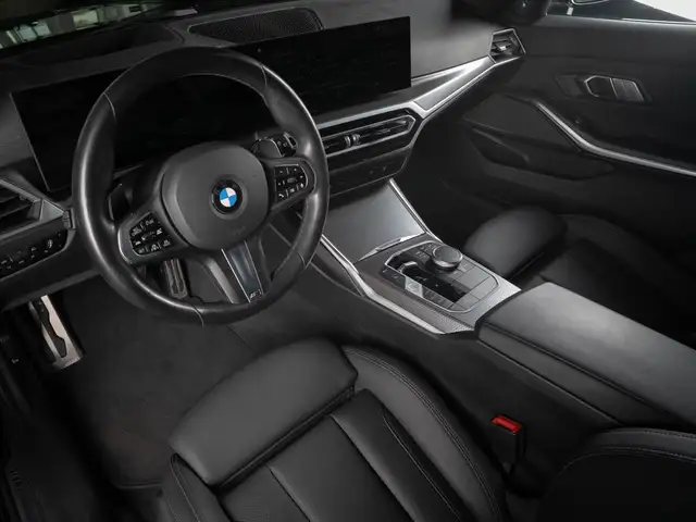 BMW M3 view 11