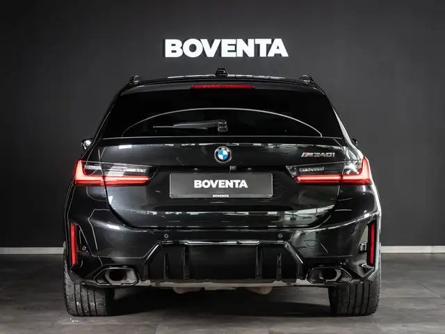 BMW M3 view 9
