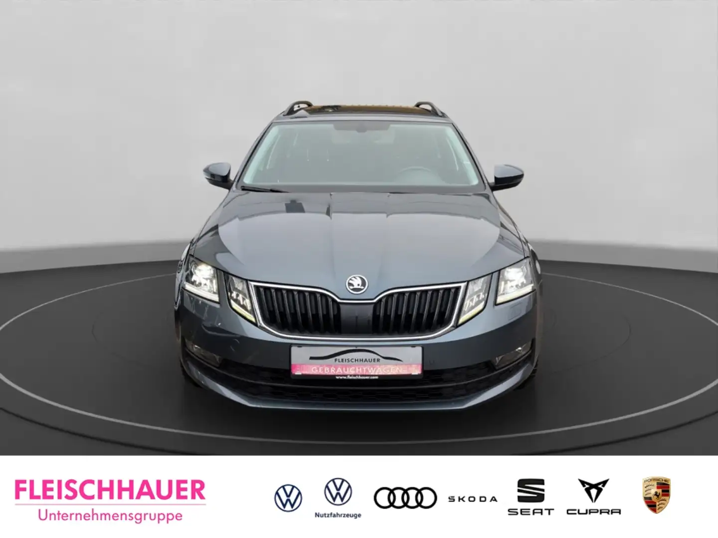 Skoda Octavia 1,5 Combi Soleil Navi+AHK+LED+Climatr.+Tempomat Grau - 2