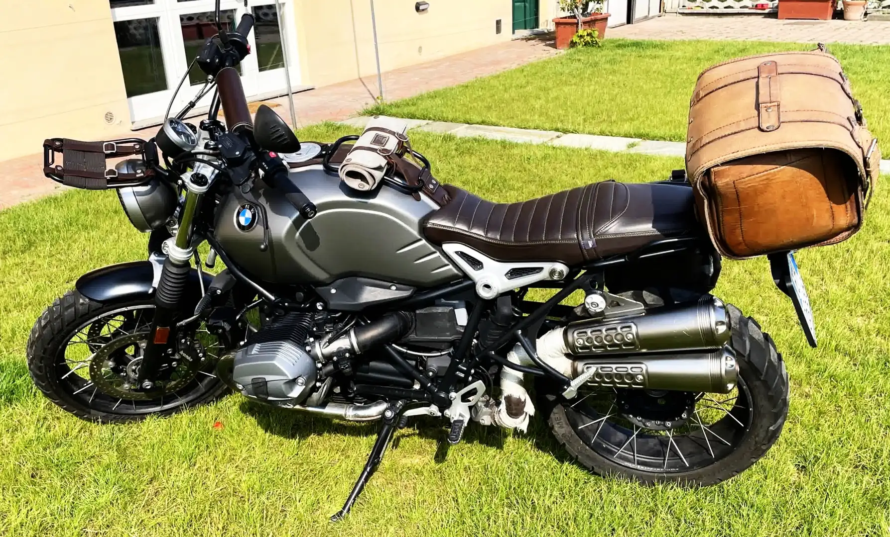 BMW R nineT Scrambler Szürke - 2