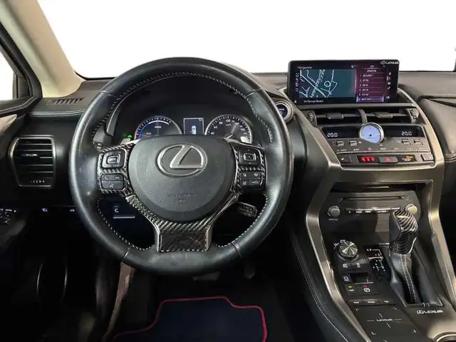 Lexus NX view 14