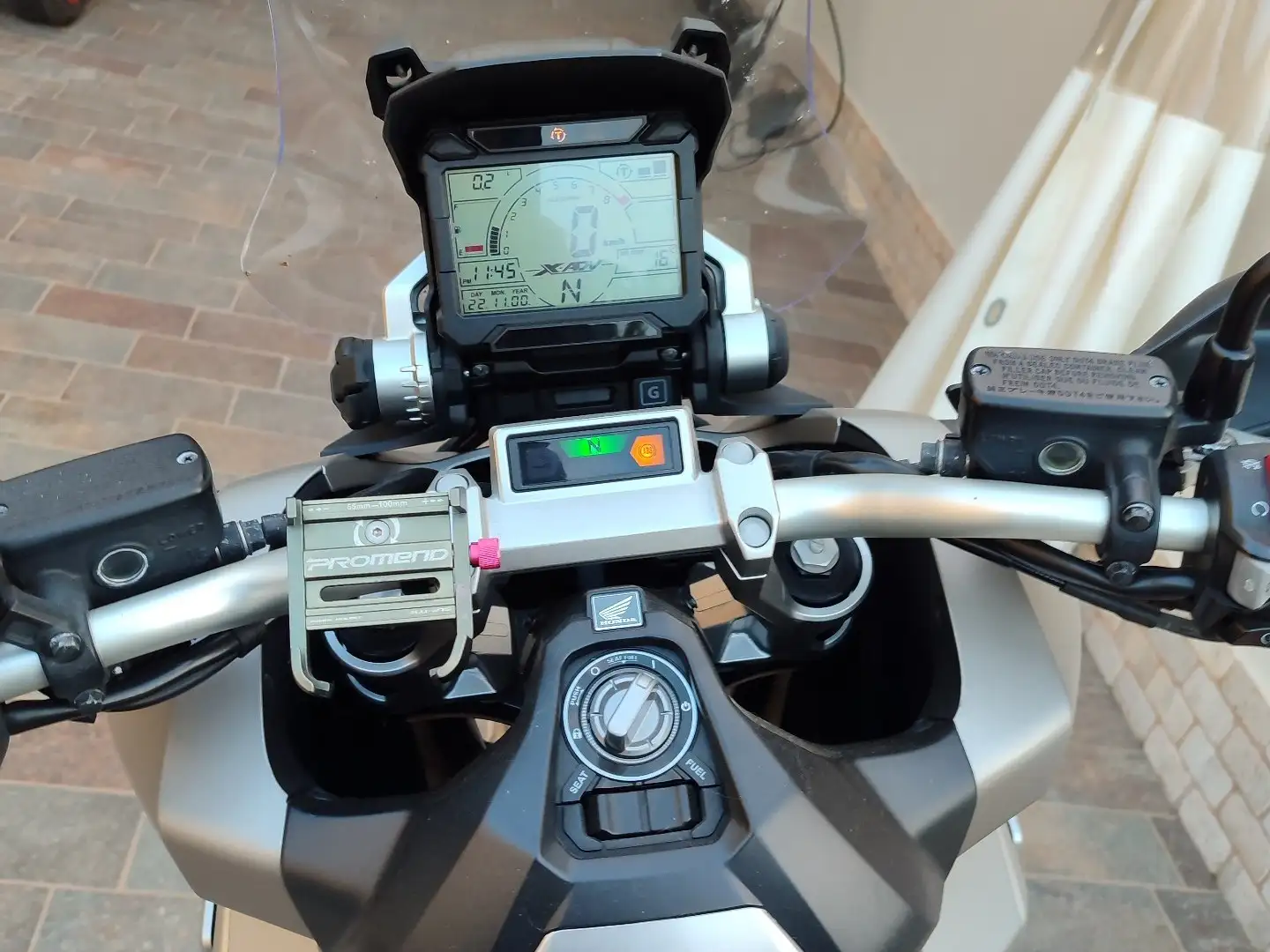 Honda X-ADV Bronz - 1