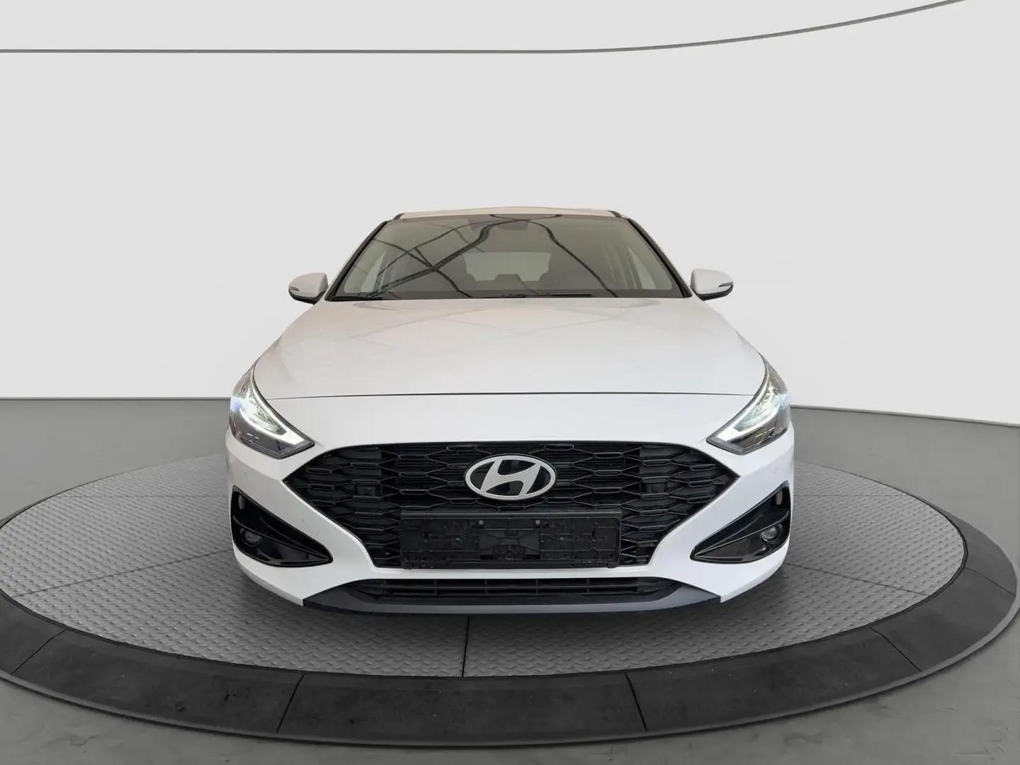 Hyundai i30 Smart 1.5i CVVT 6M Facelift Sitzhzg*Lenkradh Blanco - 2