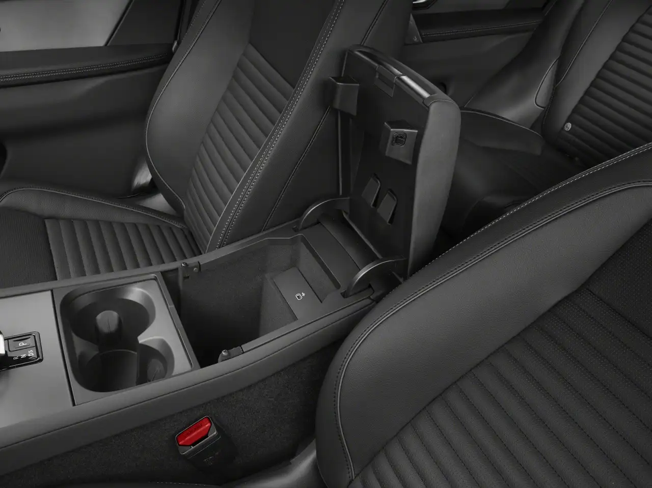 Land Rover Discovery Sport снимка Land Rover Discovery Sport