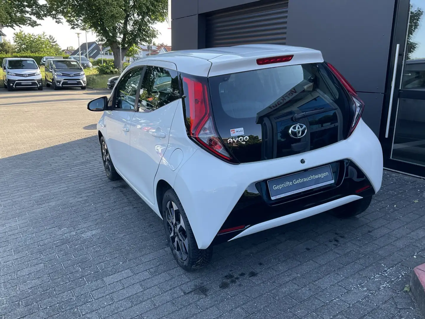 Toyota Aygo X Blanc - 2