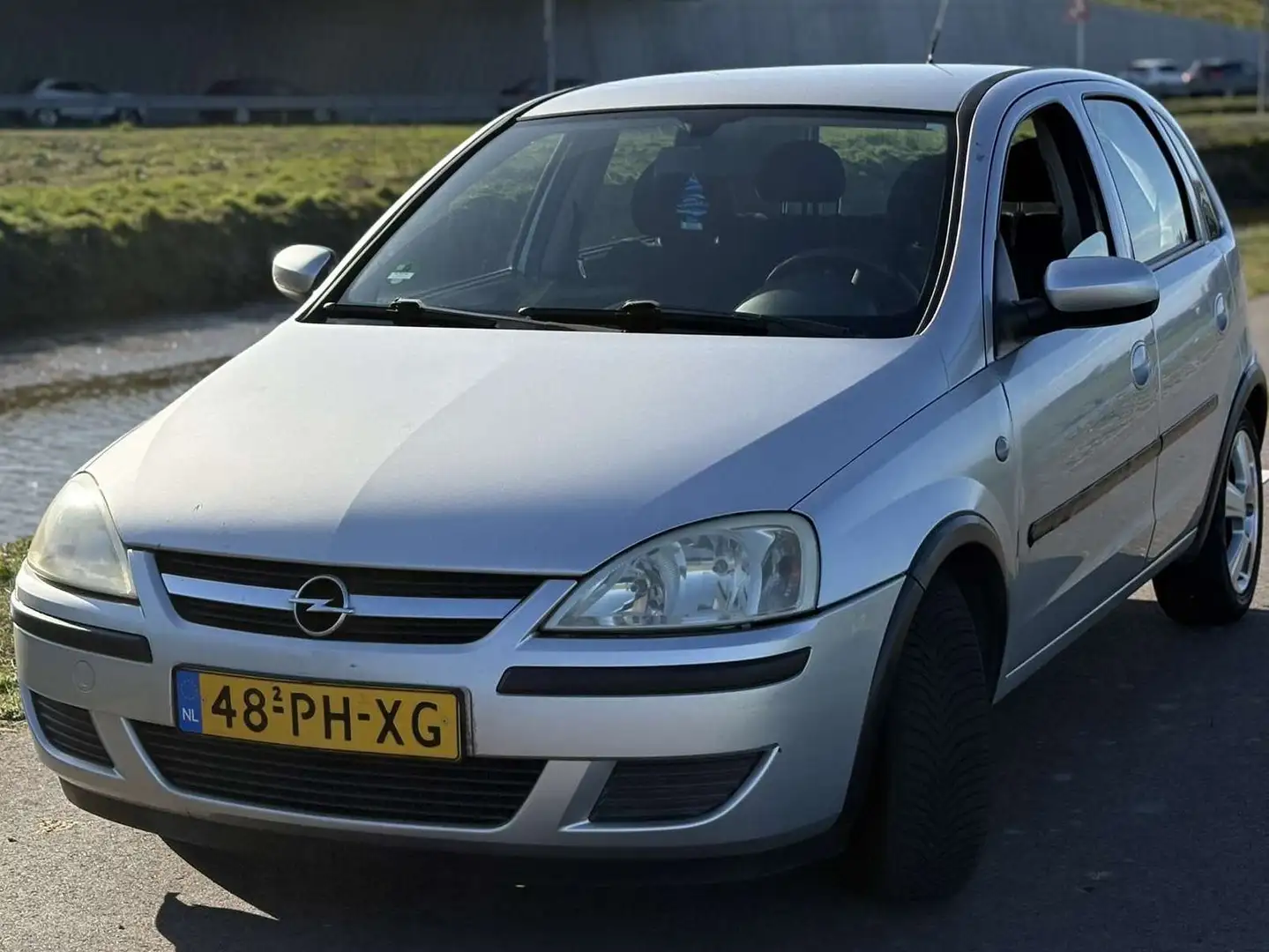 Opel Corsa Corsa 1.2-16V Maxx Grijs - 2
