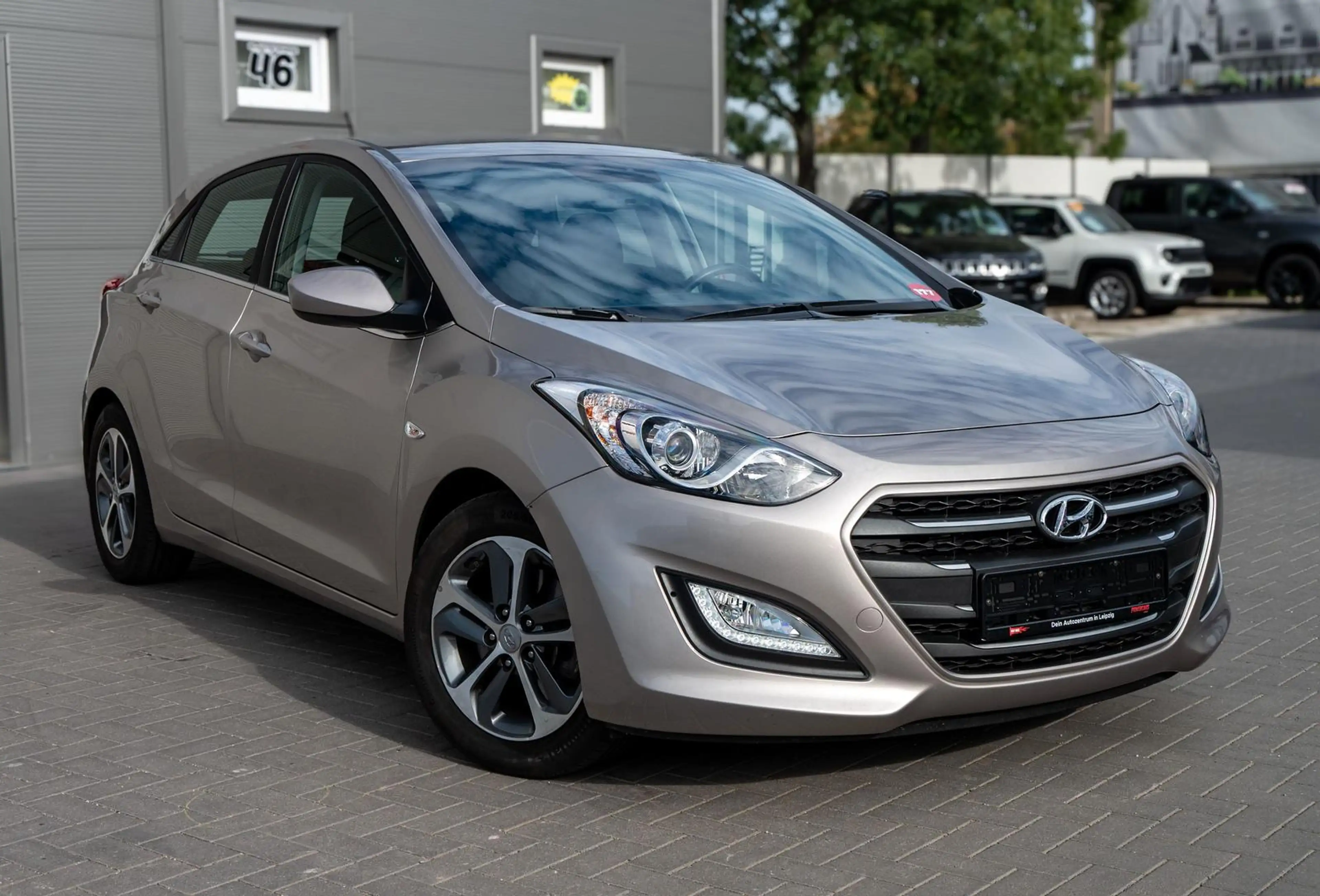 Hyundai i30 blue Trend 1.6 GDI — photo 4
