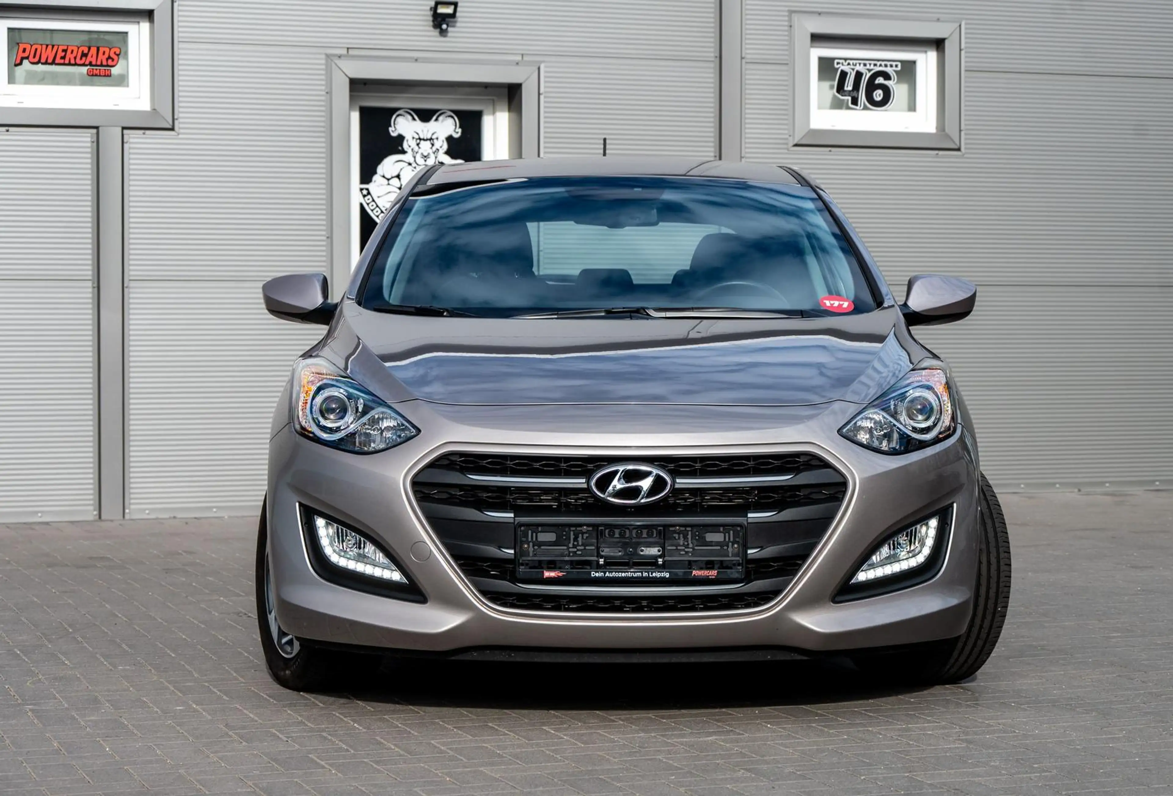 Hyundai i30 blue Trend 1.6 GDI — photo 3