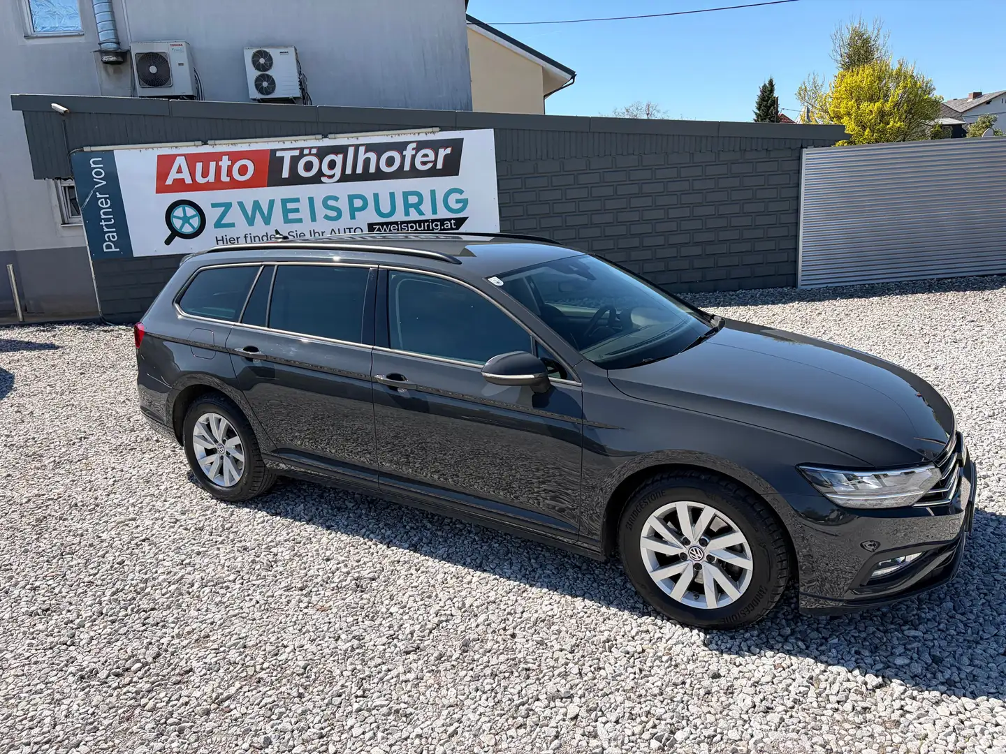Volkswagen Passat Variant TDI DSG LED AHV ACC Garantie Sonderfa. Urano Grau Grau - 2