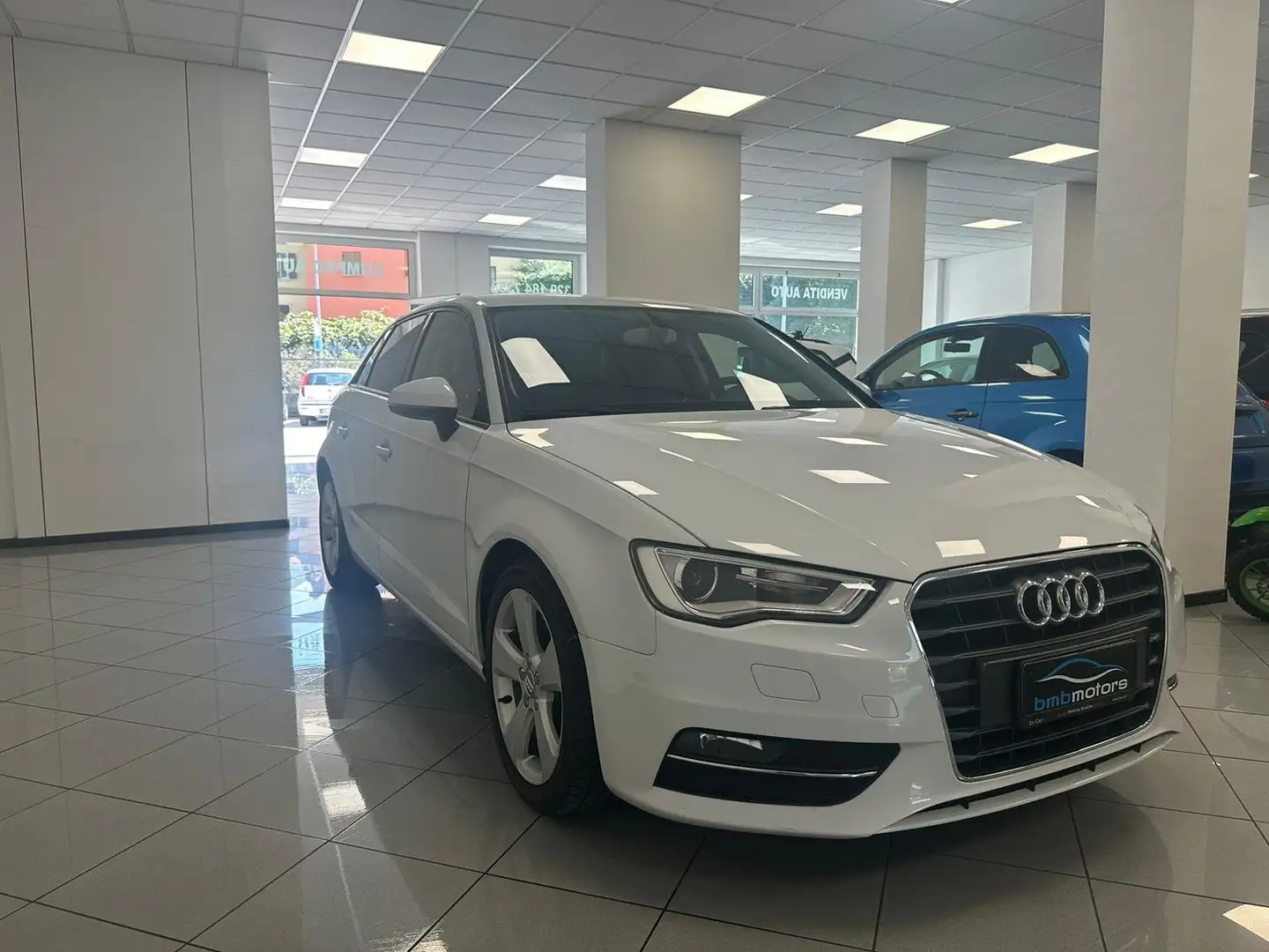 Audi A3 A3 Sportback 1.6 tdi Ambition s-tronic Bianco - 2