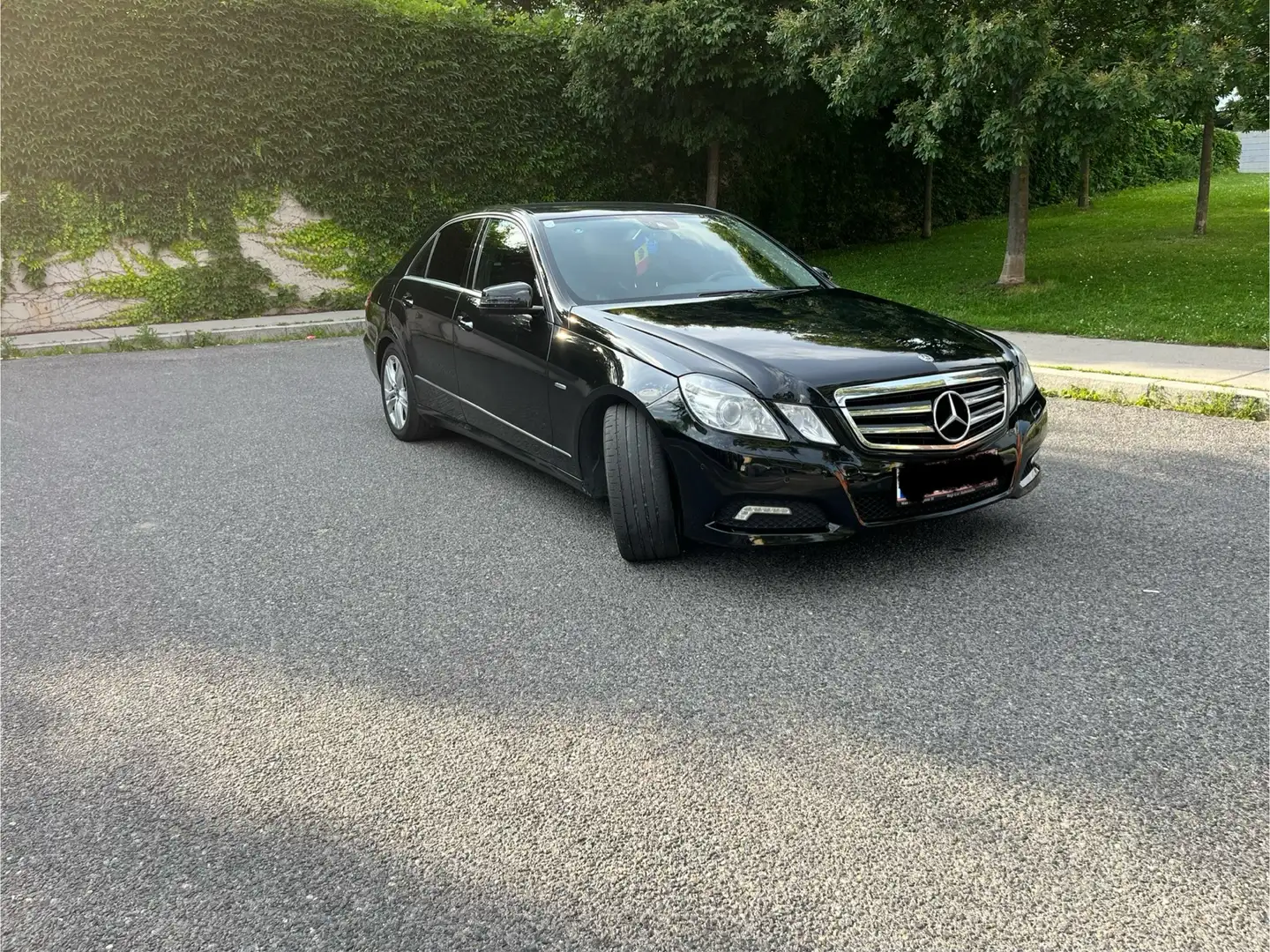 Mercedes-Benz E 200 CDI DPF BlueEFFICIENCY Automatik Avantgarde - 1