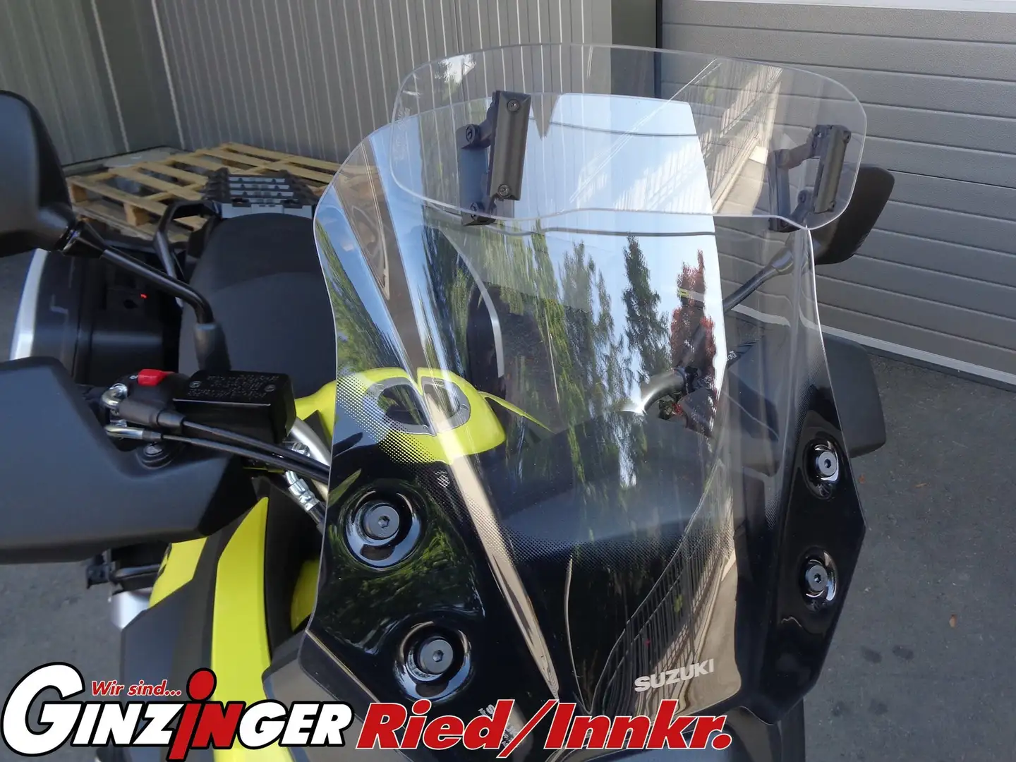 Suzuki V-Strom 650 Seitenkoffer Gelb - 2