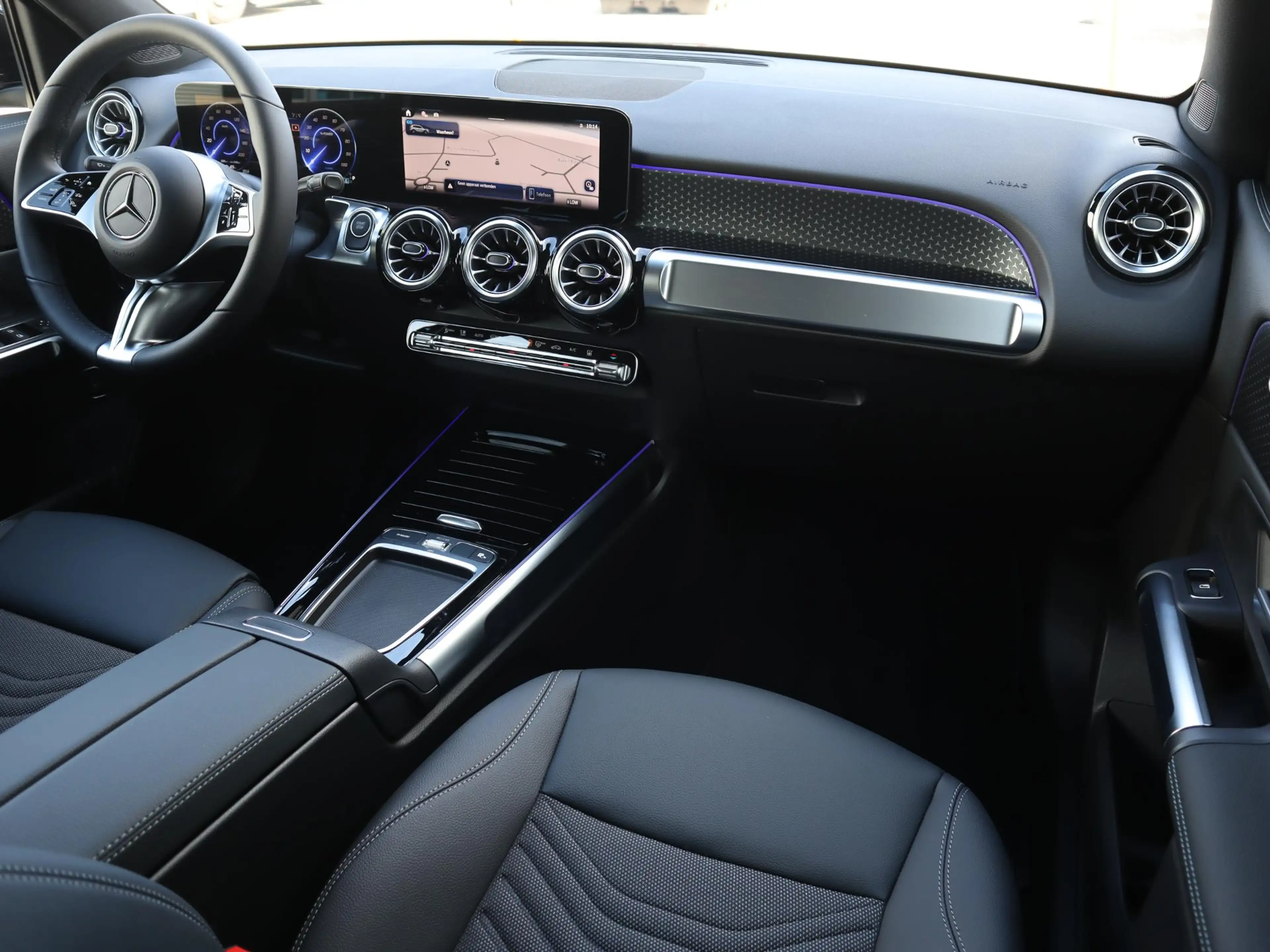 Mercedes-Benz EQB 250 250+ Business Solution 71 kWh — photo 3