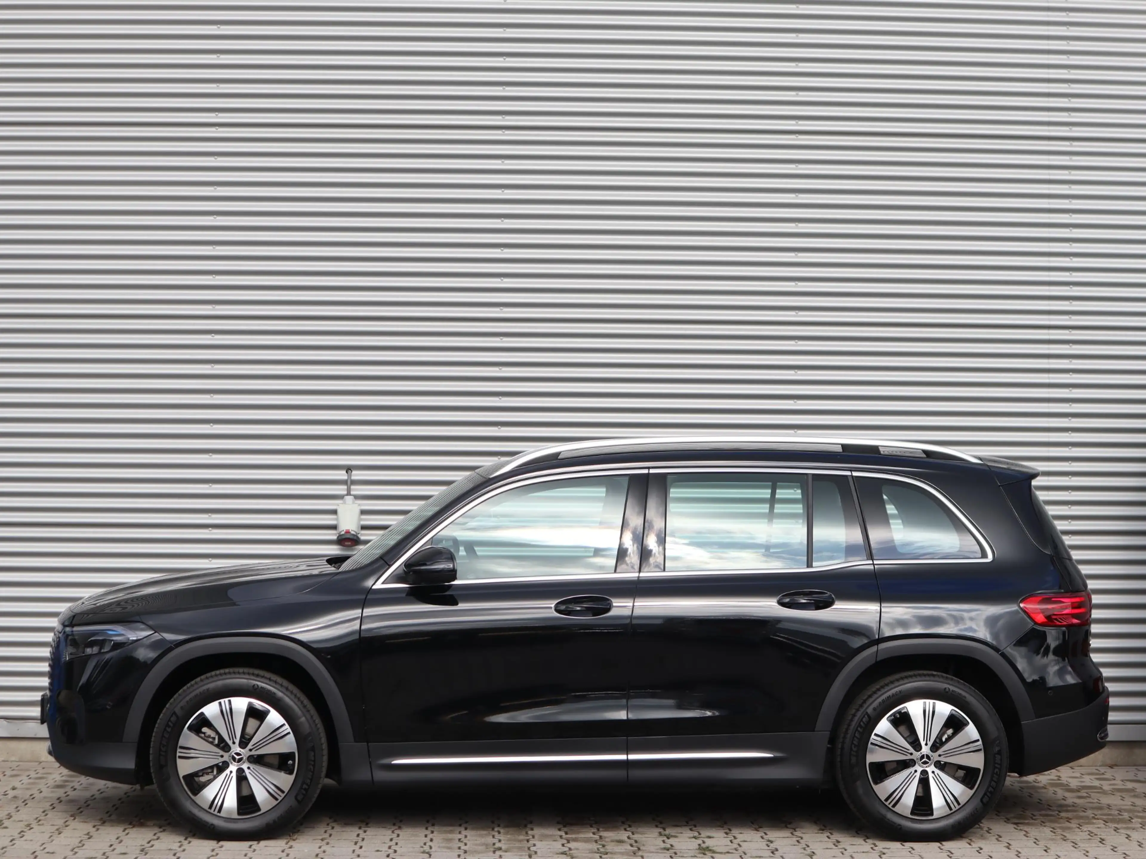 Mercedes-Benz EQB 250 250+ Business Solution 71 kWh — photo 4