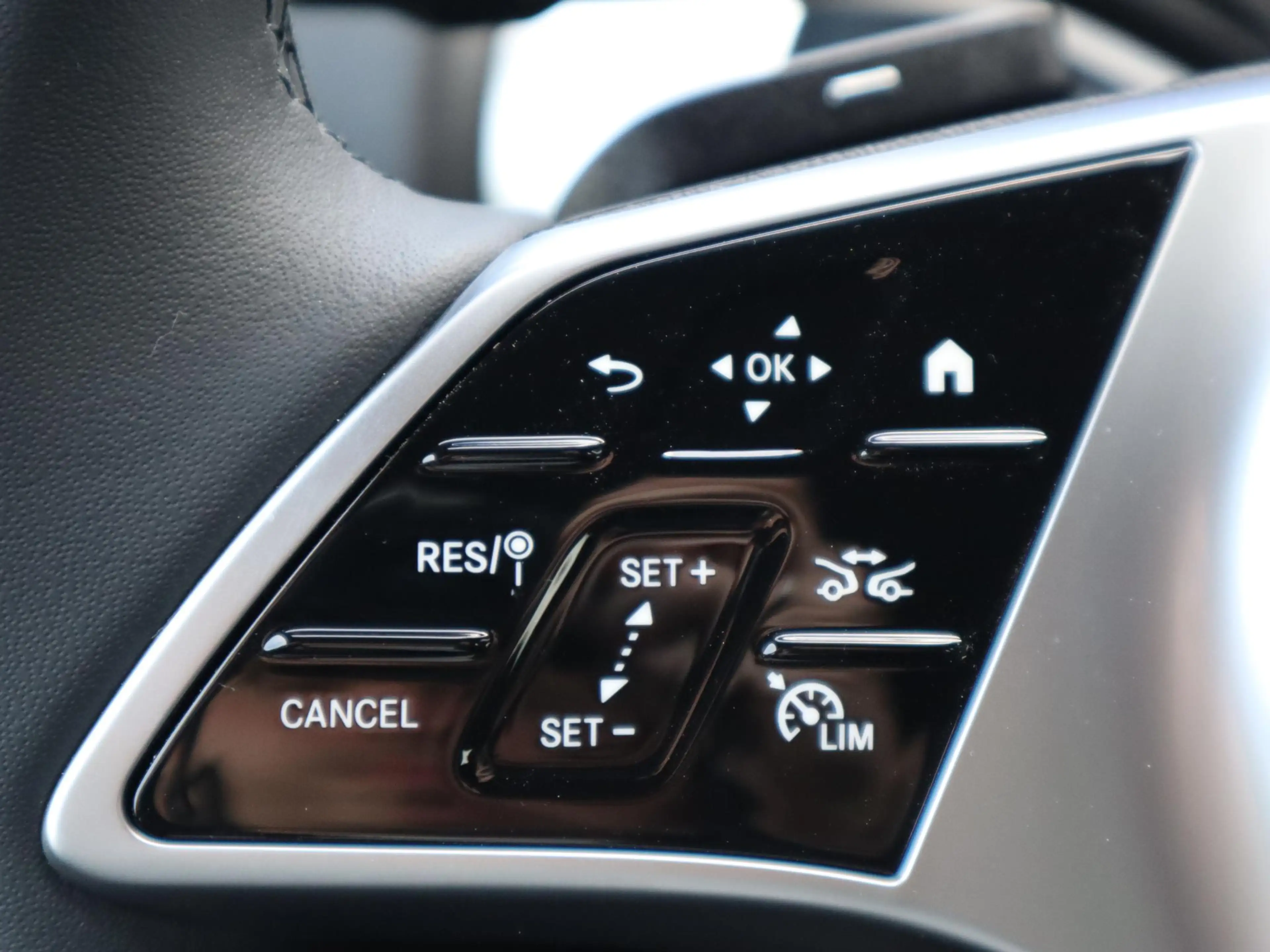 Mercedes-Benz EQB 250 250+ Business Solution 71 kWh — photo 15