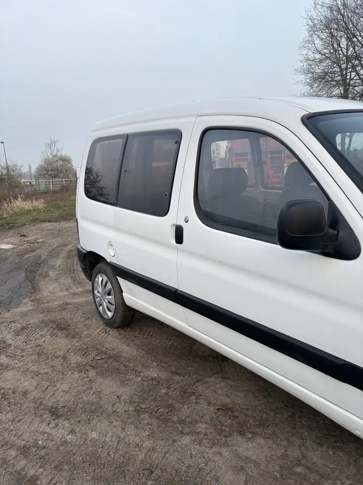 Peugeot Partner 1.4i, foto 4