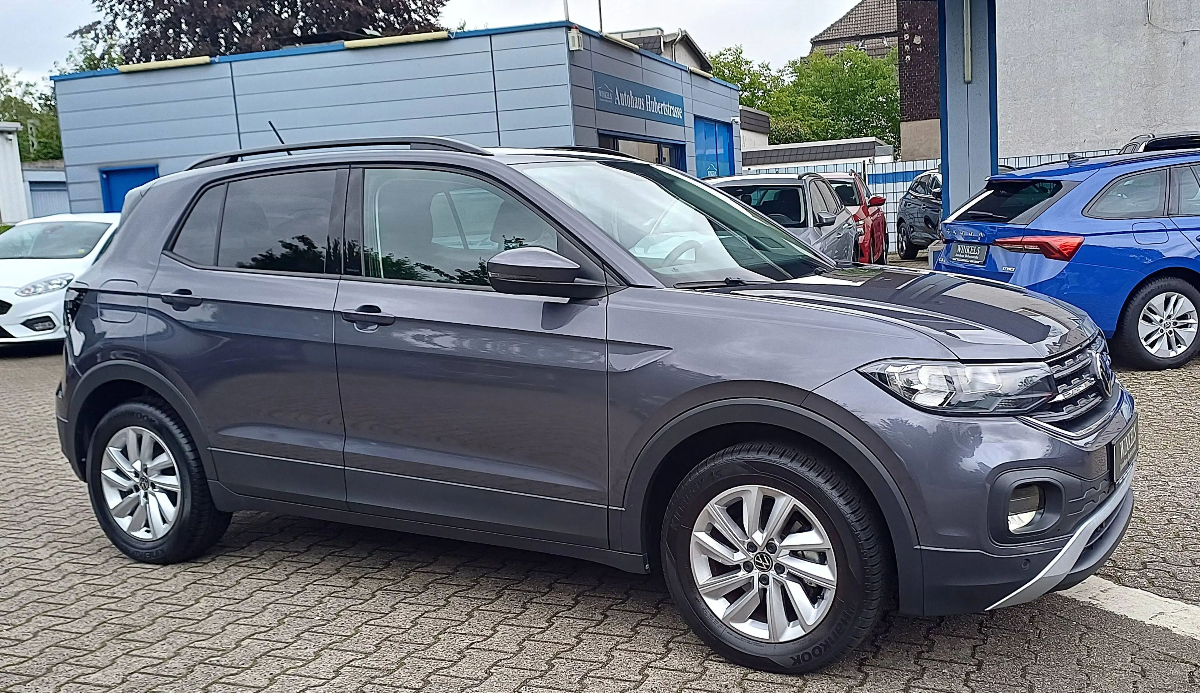 Volkswagen T-Cross T-Cross Life-Klima-Navi-Sitzhg-PDCv+h-Alu-5800KM — photo 2