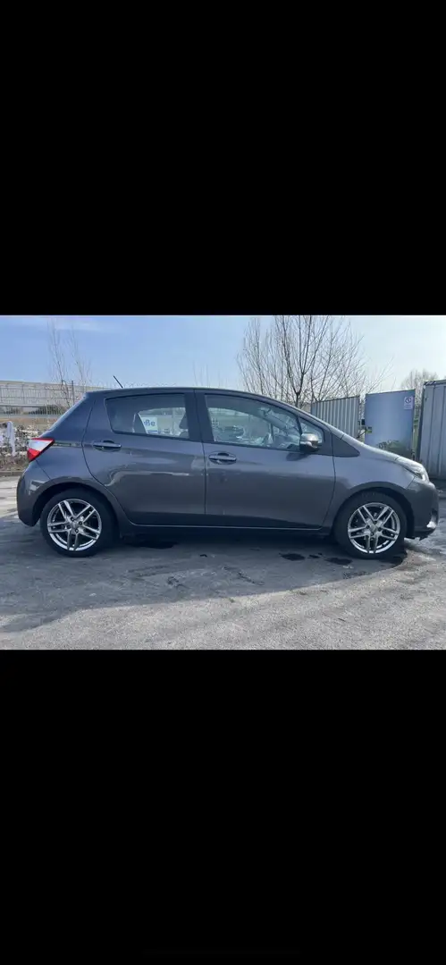 Toyota Yaris 1.0 Multi-Mode Sol - 2