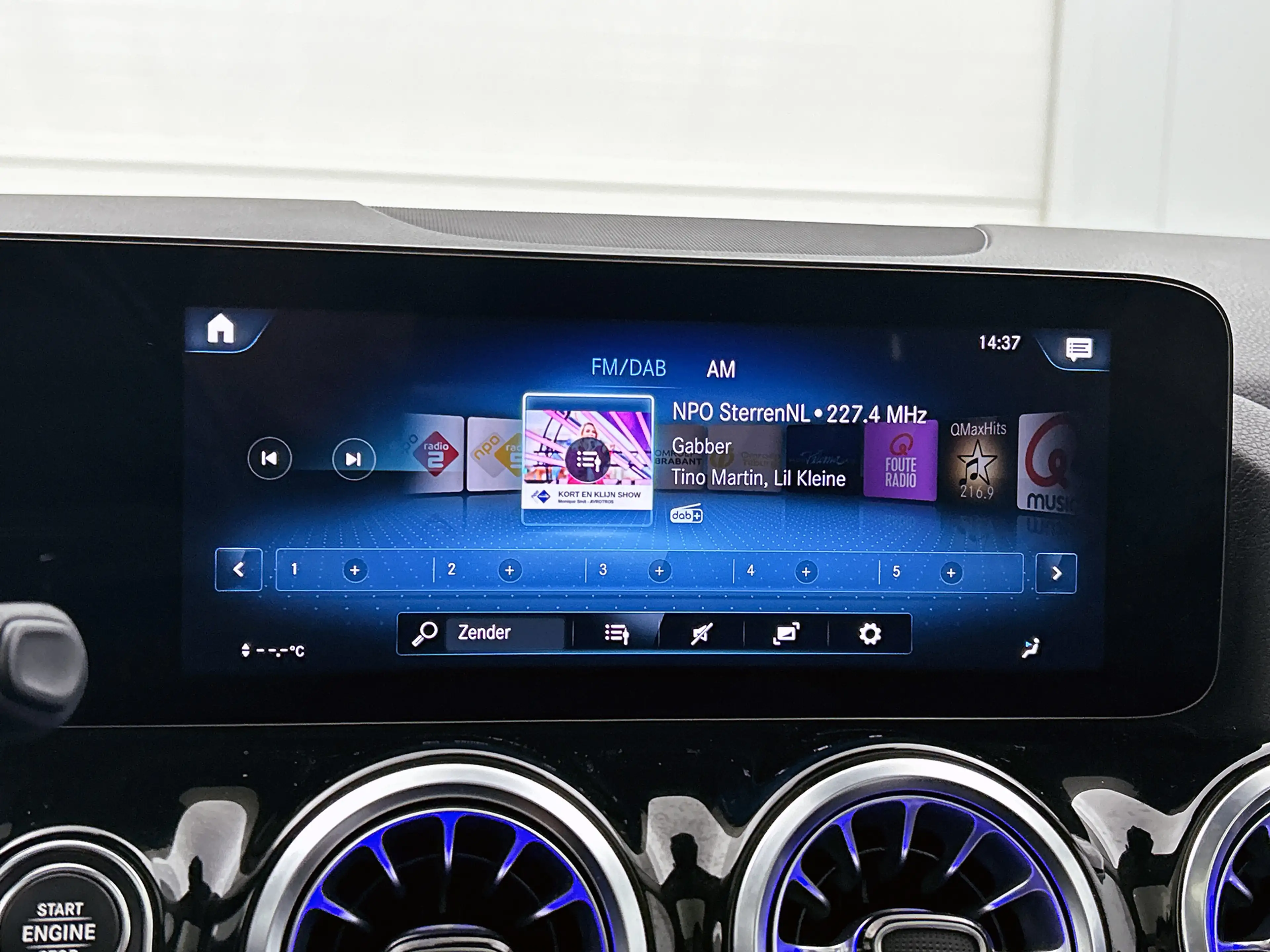 Mercedes-Benz GLA 250 e AMG Plug-In Hybride | AMG-Line IN en Exterieur | — photo 8
