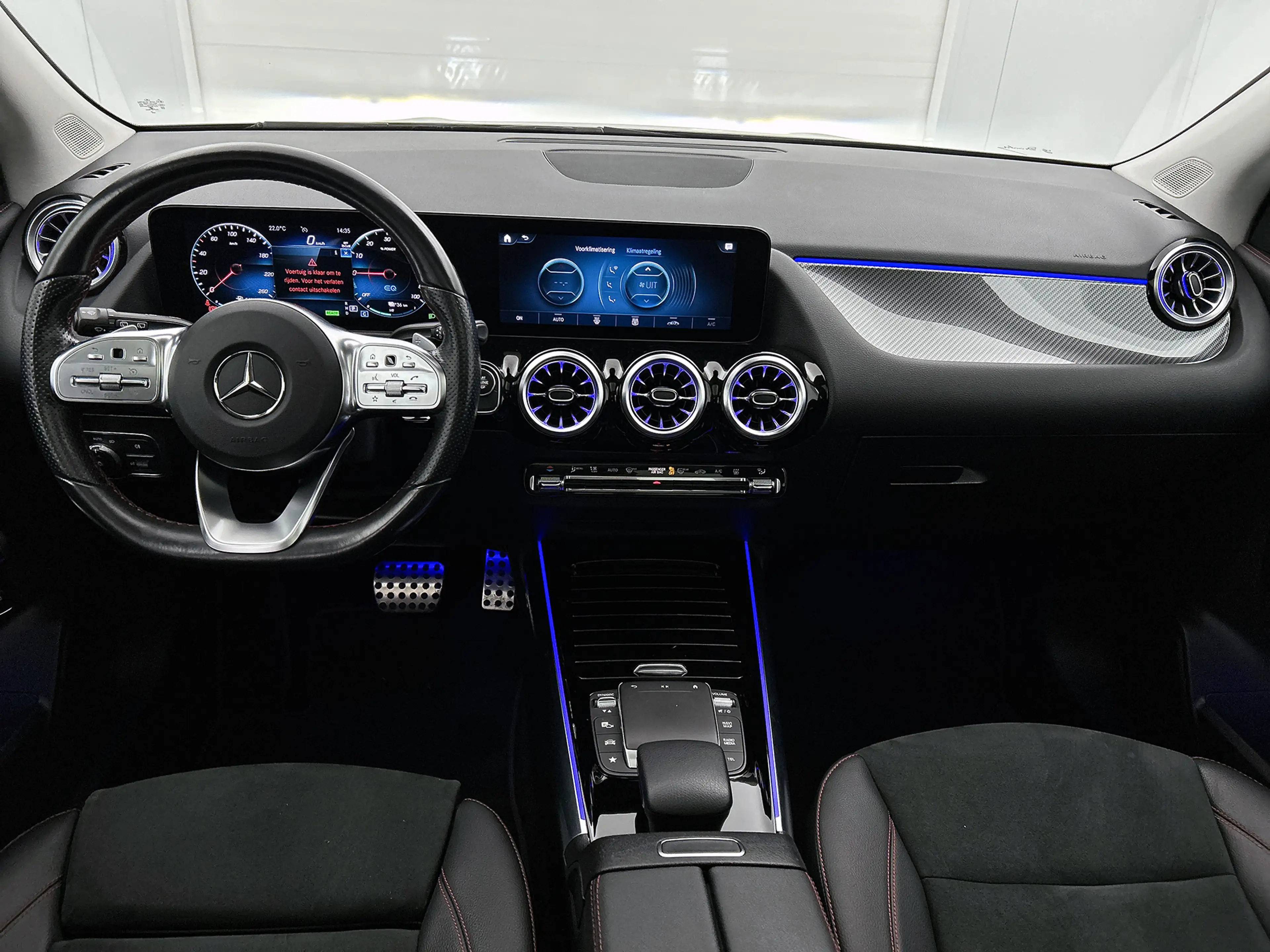 Mercedes-Benz GLA 250 e AMG Plug-In Hybride | AMG-Line IN en Exterieur | — photo 5