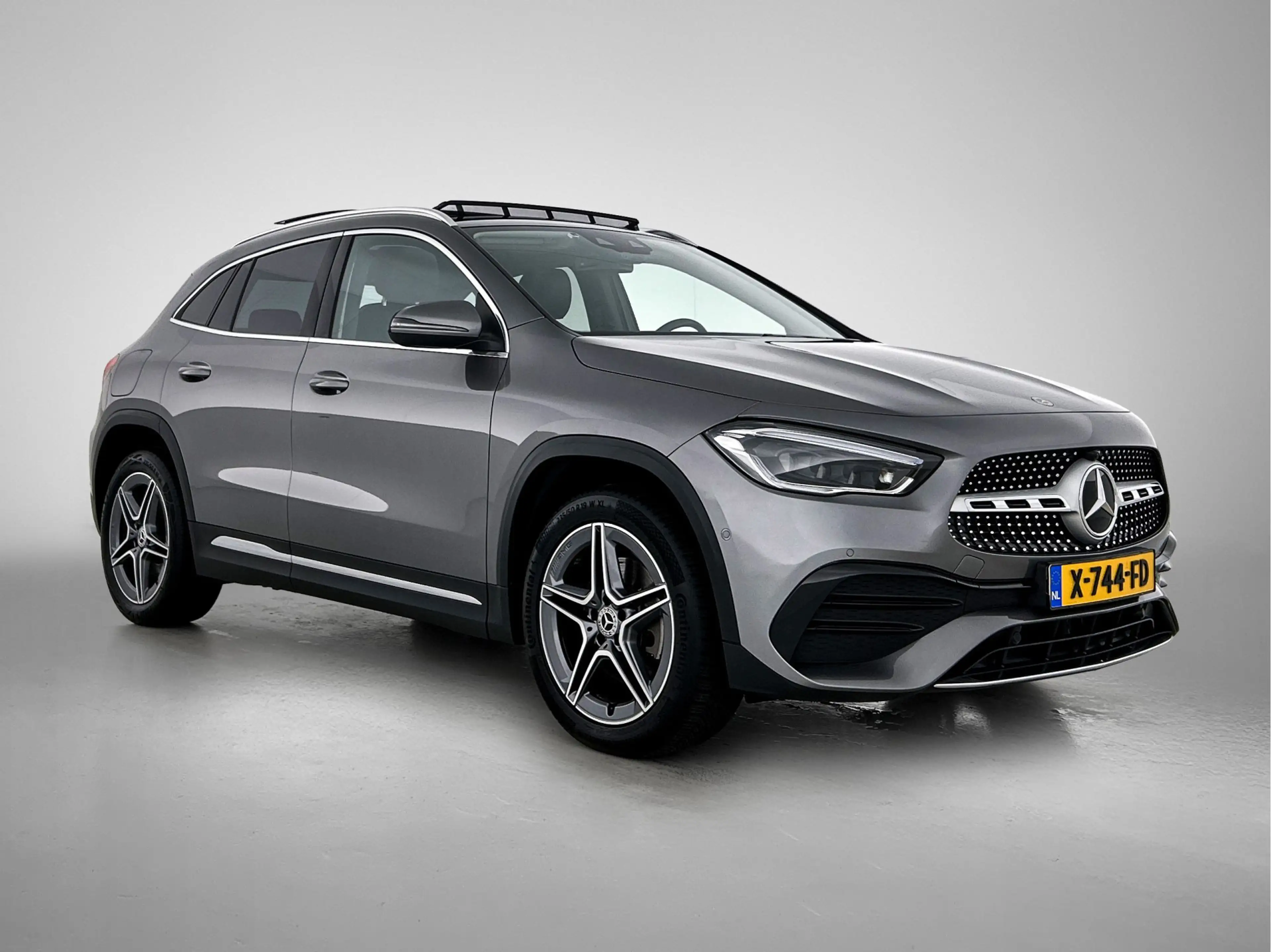 Mercedes-Benz GLA 250 e AMG Plug-In Hybride | AMG-Line IN en Exterieur | — photo 15