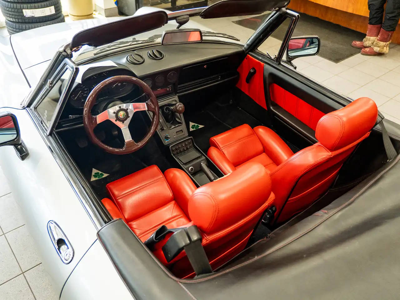 Alfa Romeo Spider снимка Alfa Romeo Spider