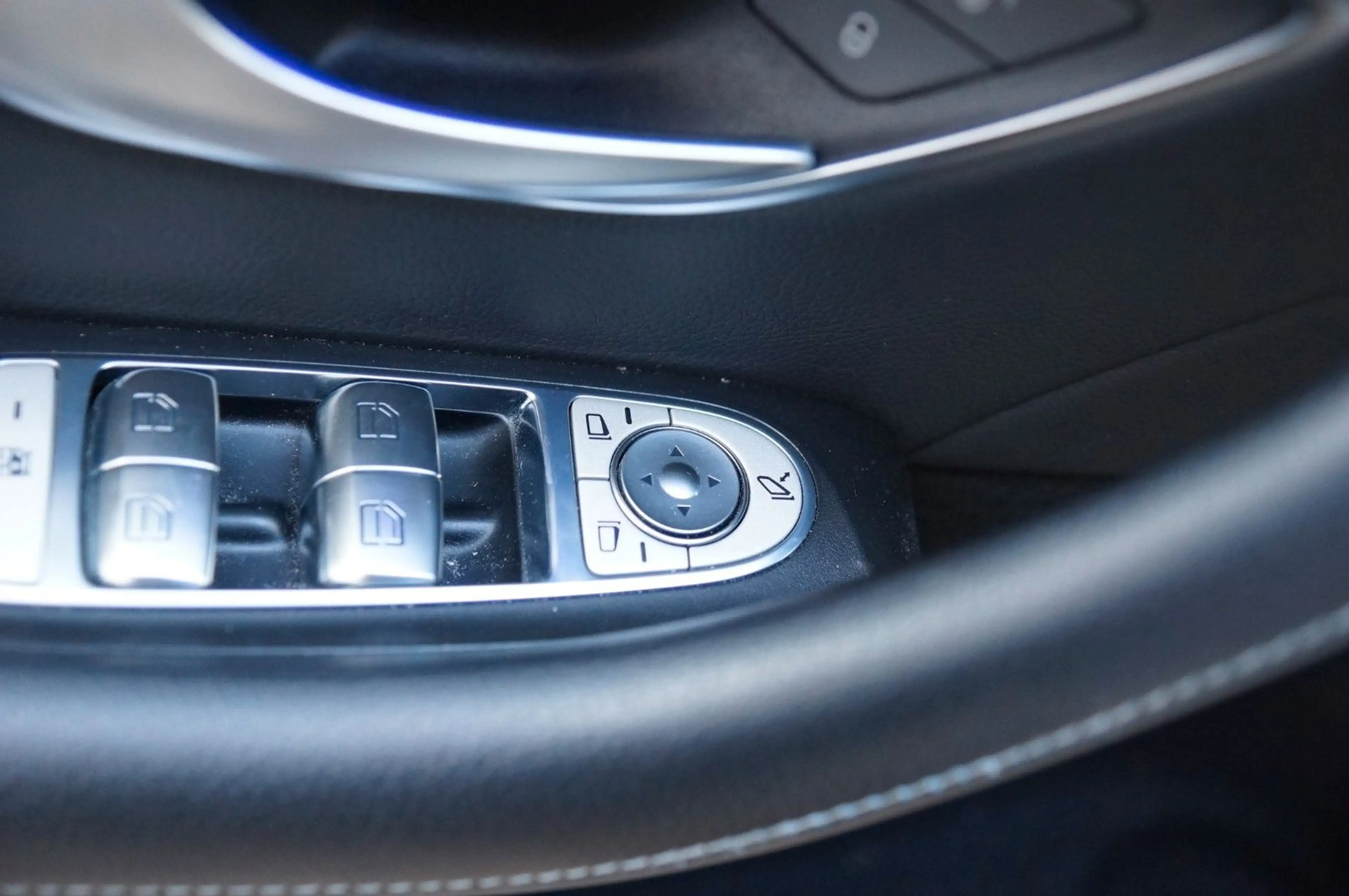 Mercedes-Benz CLS 400 d 4Matic/AMG/ACC/360°/Burmest/Night /20 — photo 14