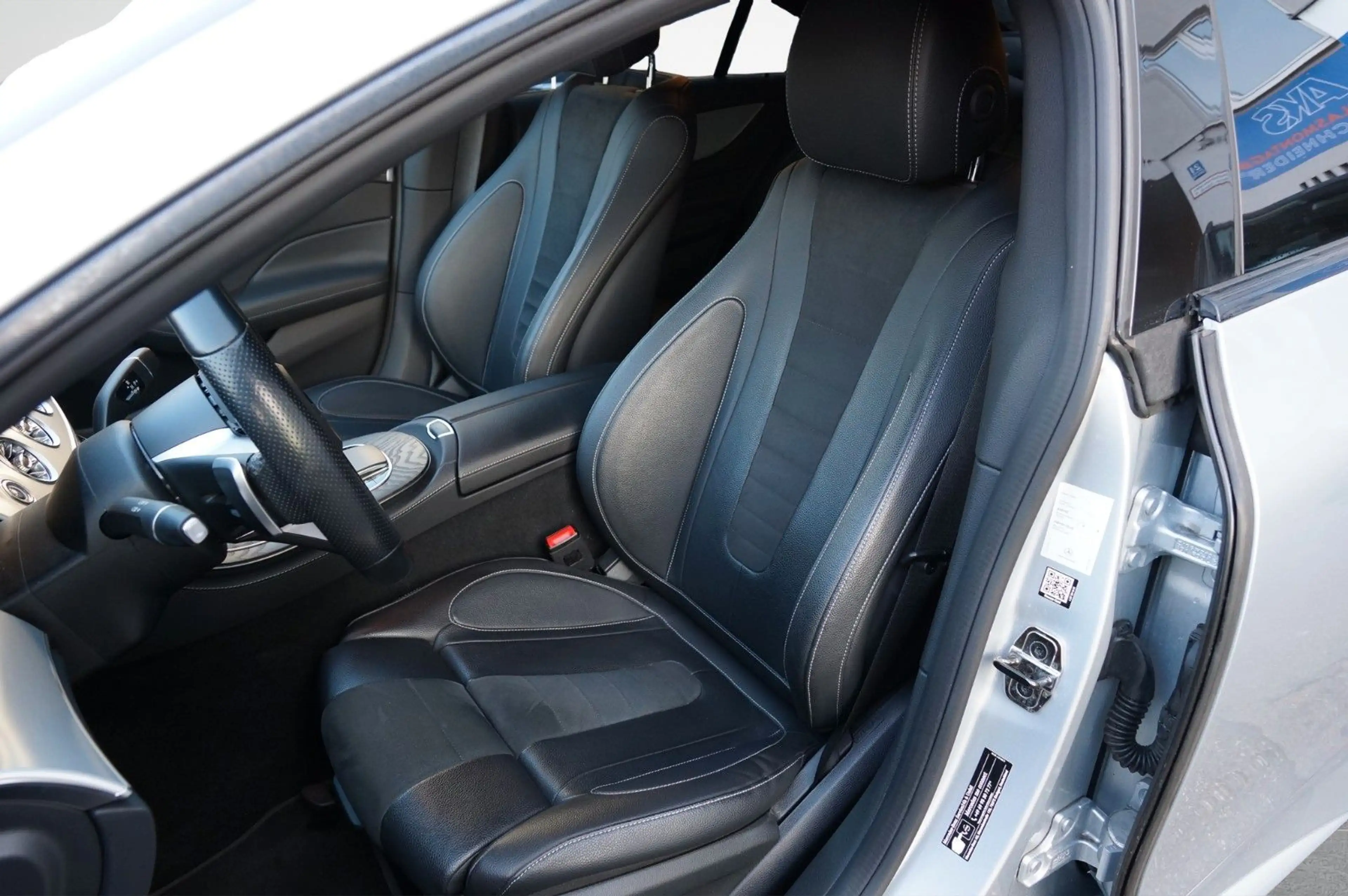 Mercedes-Benz CLS 400 d 4Matic/AMG/ACC/360°/Burmest/Night /20 — photo 9