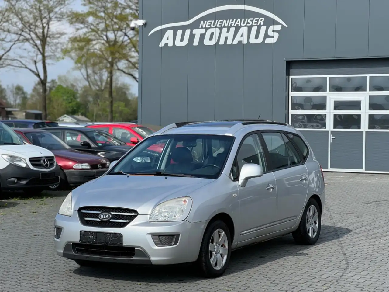 Kia Carens