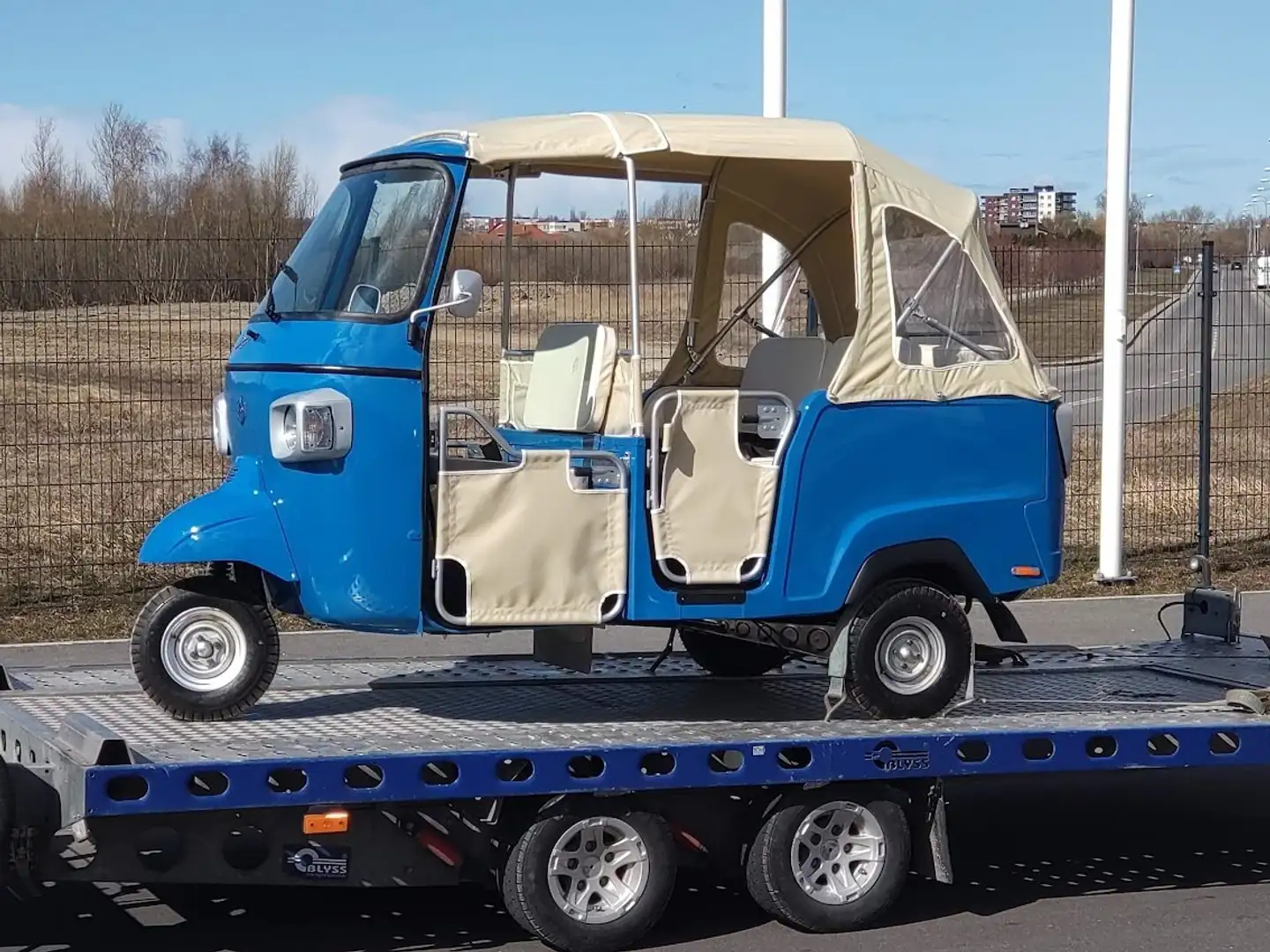 Piaggio Ape Calessino 200 Weiß - 2
