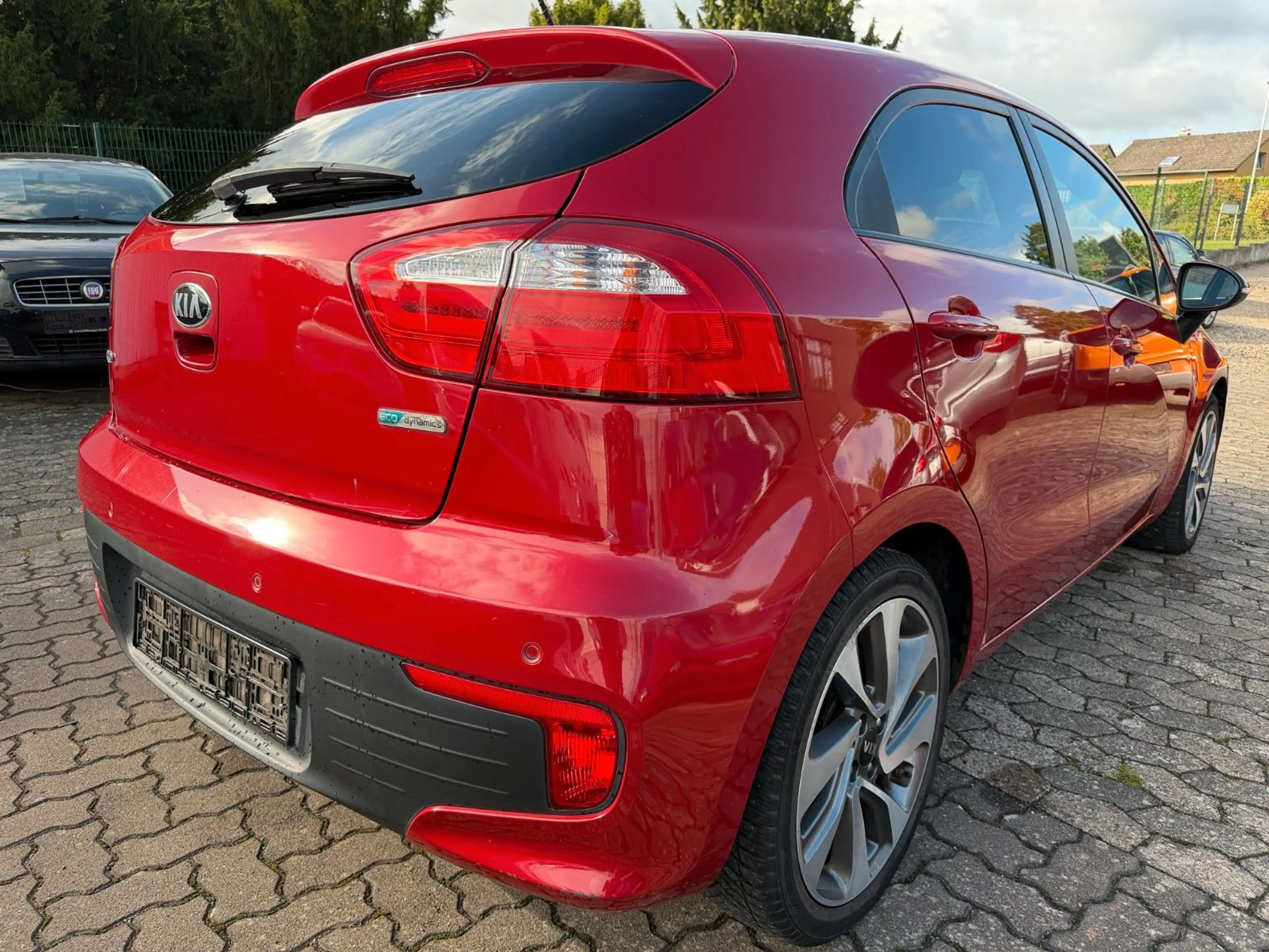 Kia Rio 1.4 CRDi Klimaautomat,Leder,6-Gang,Tüv:07/28 — photo 3