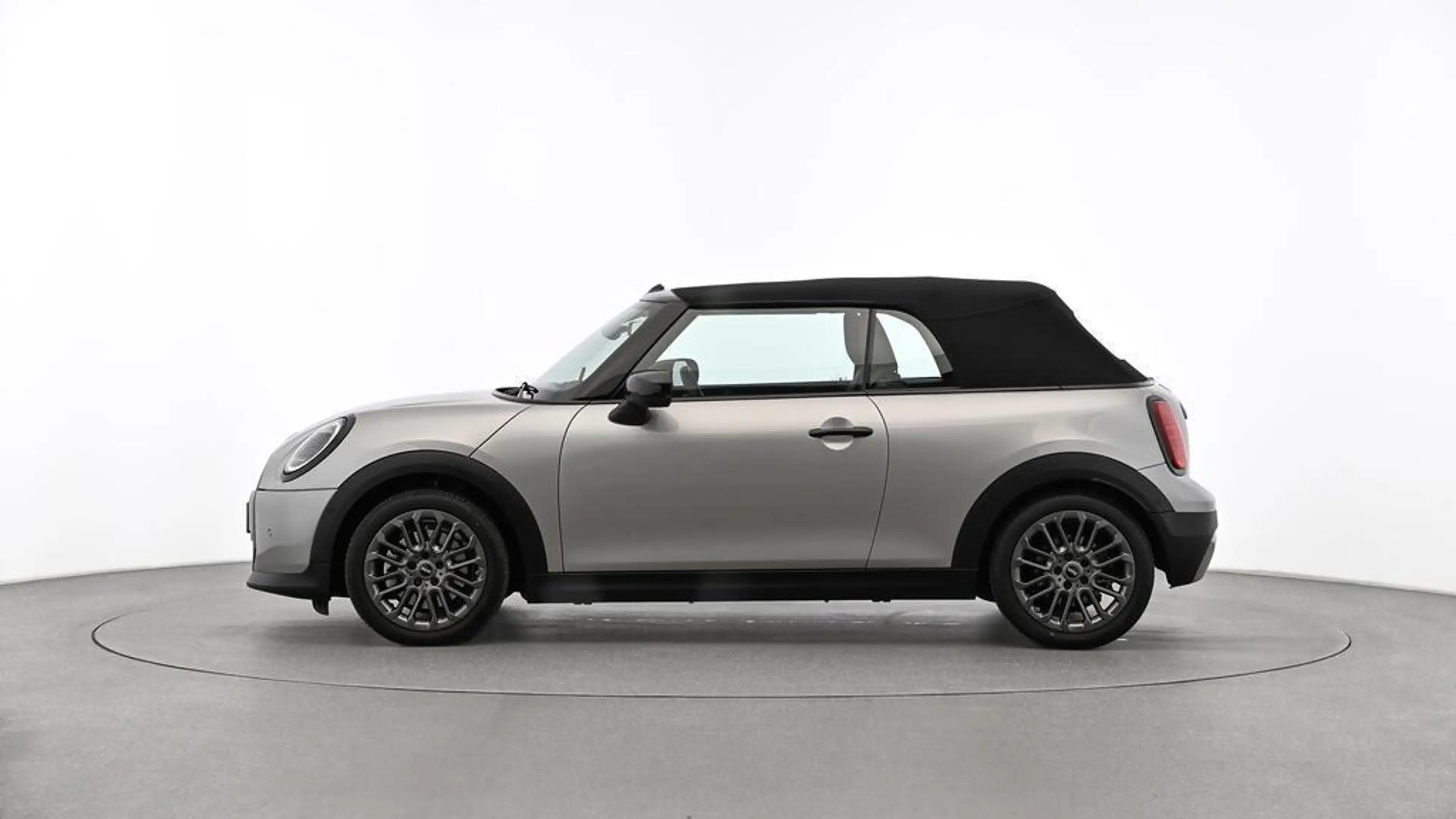 MINI Cooper C Cabrio Classic Trim — photo 3