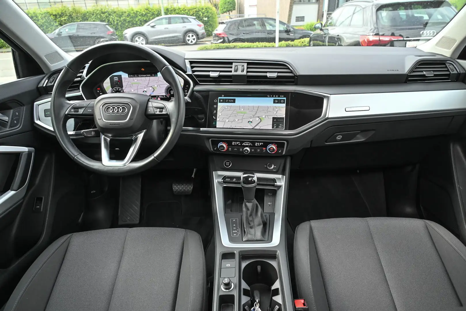 Audi Q3 Sportback 35 TFSI S line Exterieur AHK Kamera Gris - 2