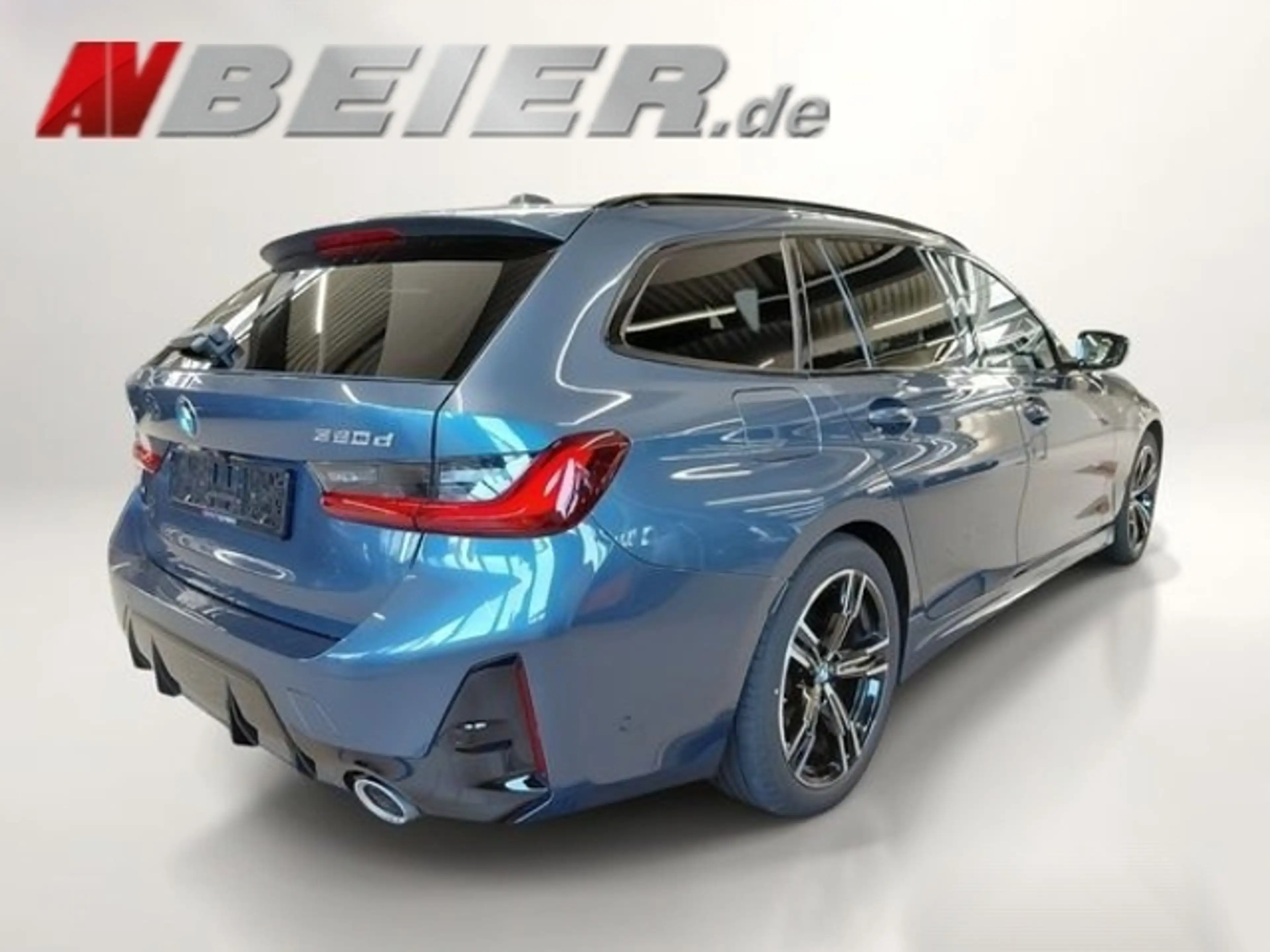 BMW 320 d M Sport AHK 360° Panorama HeadUp StandHz Drivin — photo 2