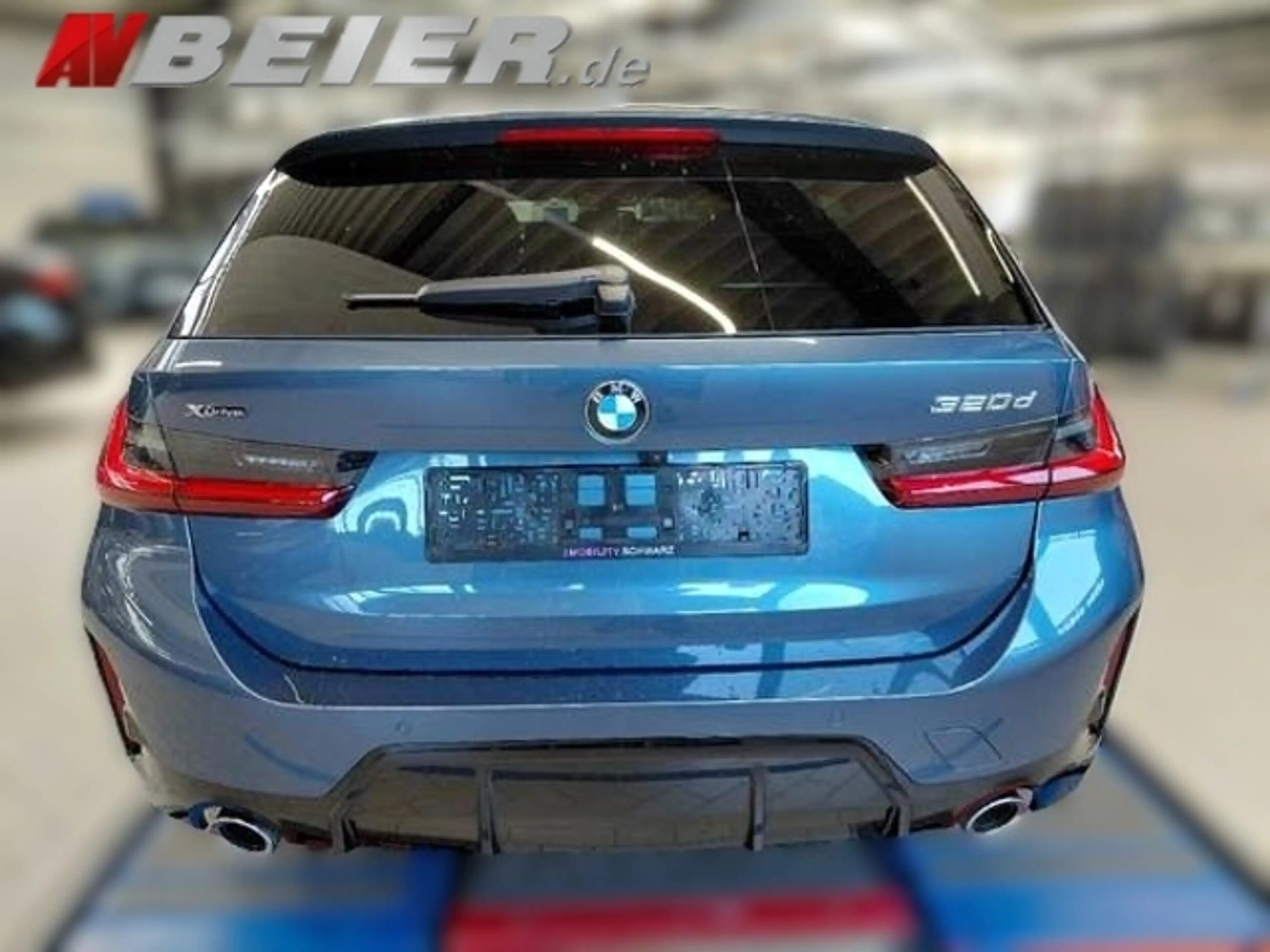 BMW 320 d M Sport AHK 360° Panorama HeadUp StandHz Drivin — photo 10