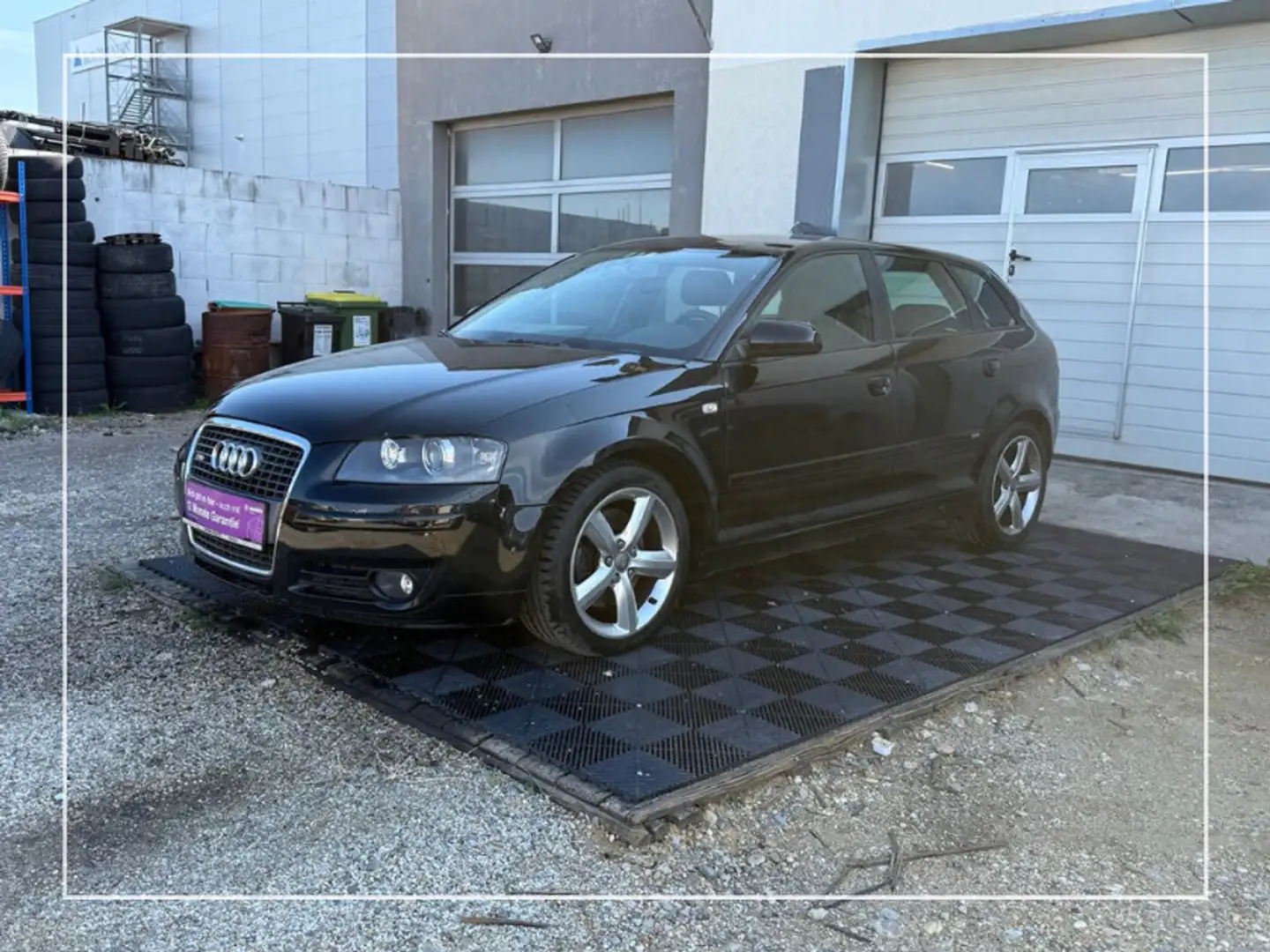 Audi A3 Sportback Ambition 2,0 TDI DPF S-tronic Schwarz - 1